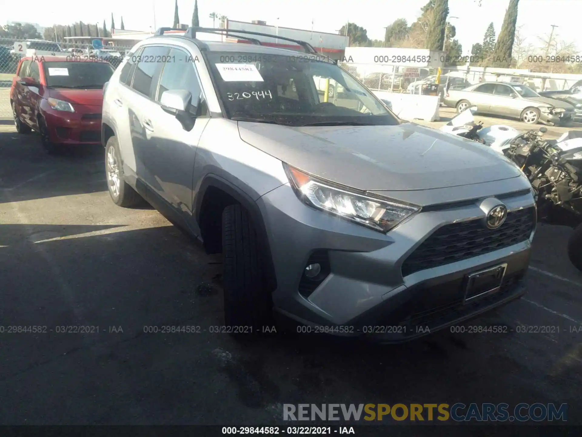 1 Photograph of a damaged car JTMC1RFV6LD047712 TOYOTA RAV4 2020