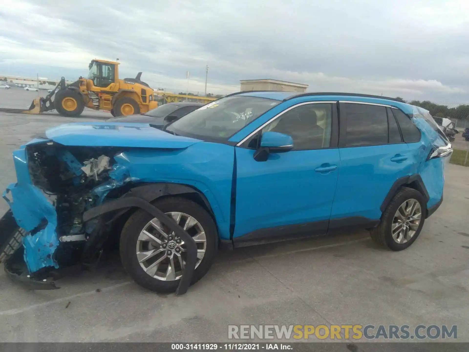 6 Photograph of a damaged car JTMC1RFV6LD050710 TOYOTA RAV4 2020