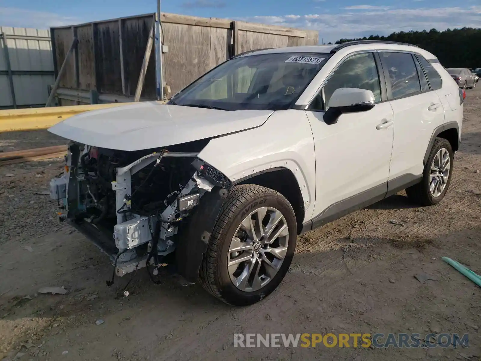 2 Photograph of a damaged car JTMC1RFV6LD059830 TOYOTA RAV4 2020