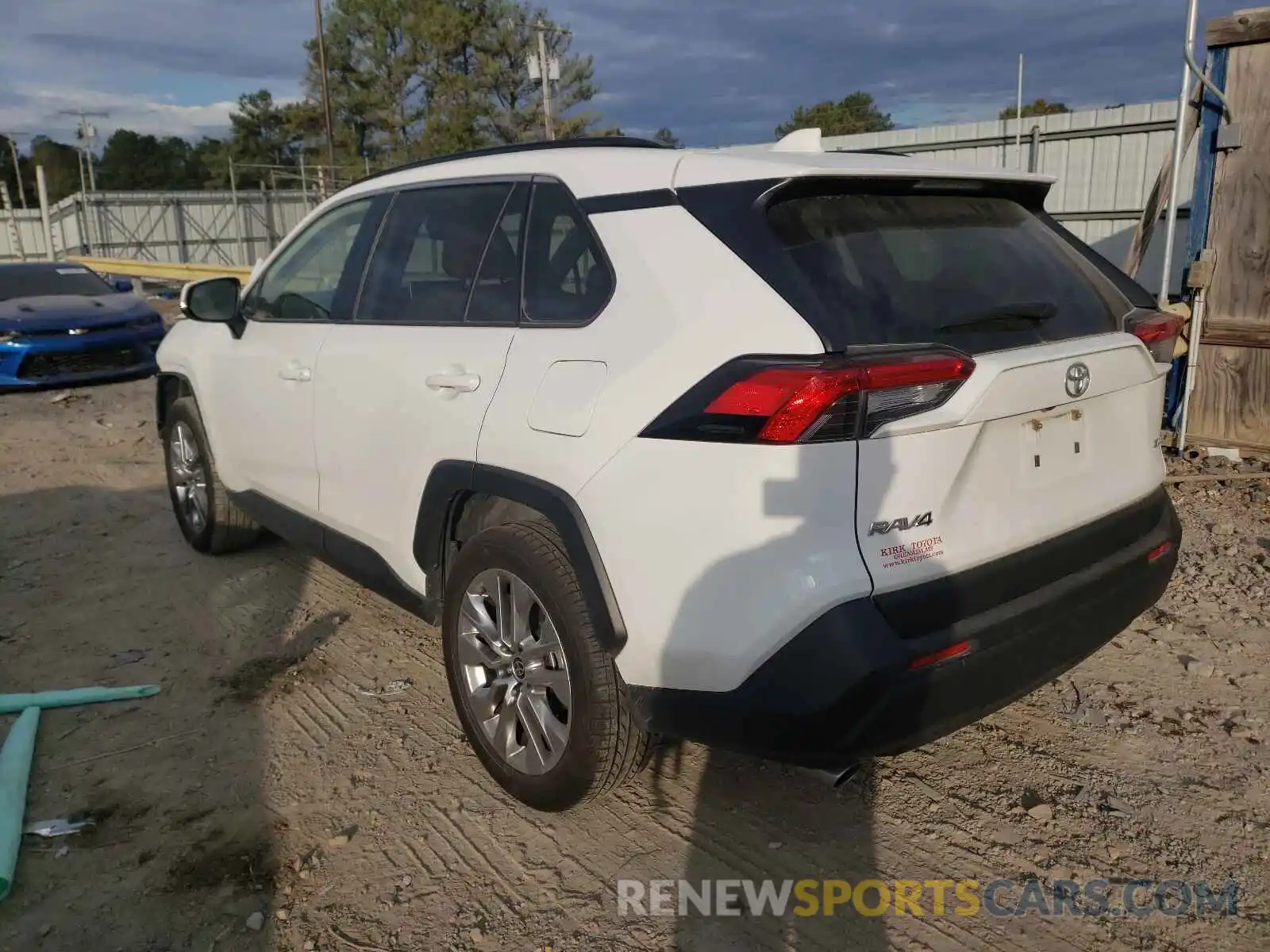 3 Photograph of a damaged car JTMC1RFV6LD059830 TOYOTA RAV4 2020