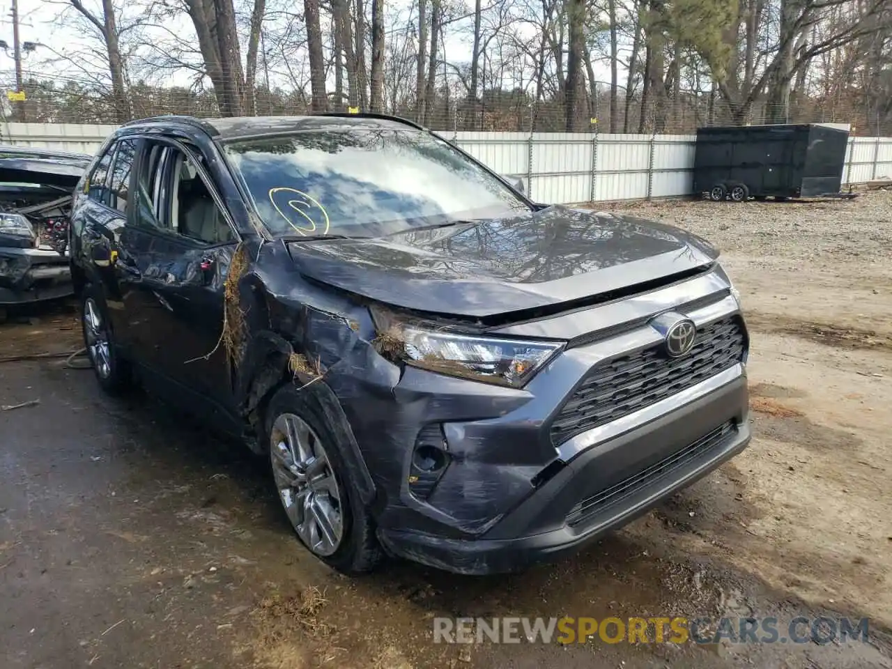 1 Photograph of a damaged car JTMC1RFV6LD521139 TOYOTA RAV4 2020