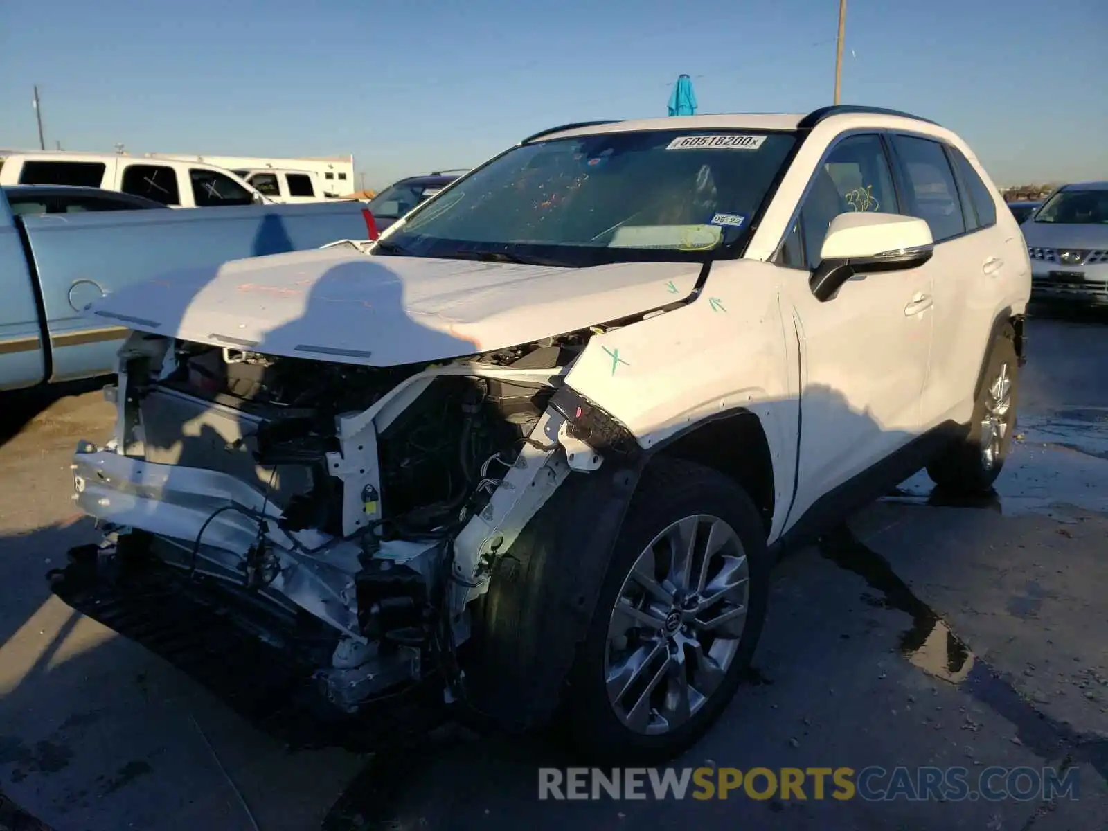 2 Photograph of a damaged car JTMC1RFV7LD057052 TOYOTA RAV4 2020