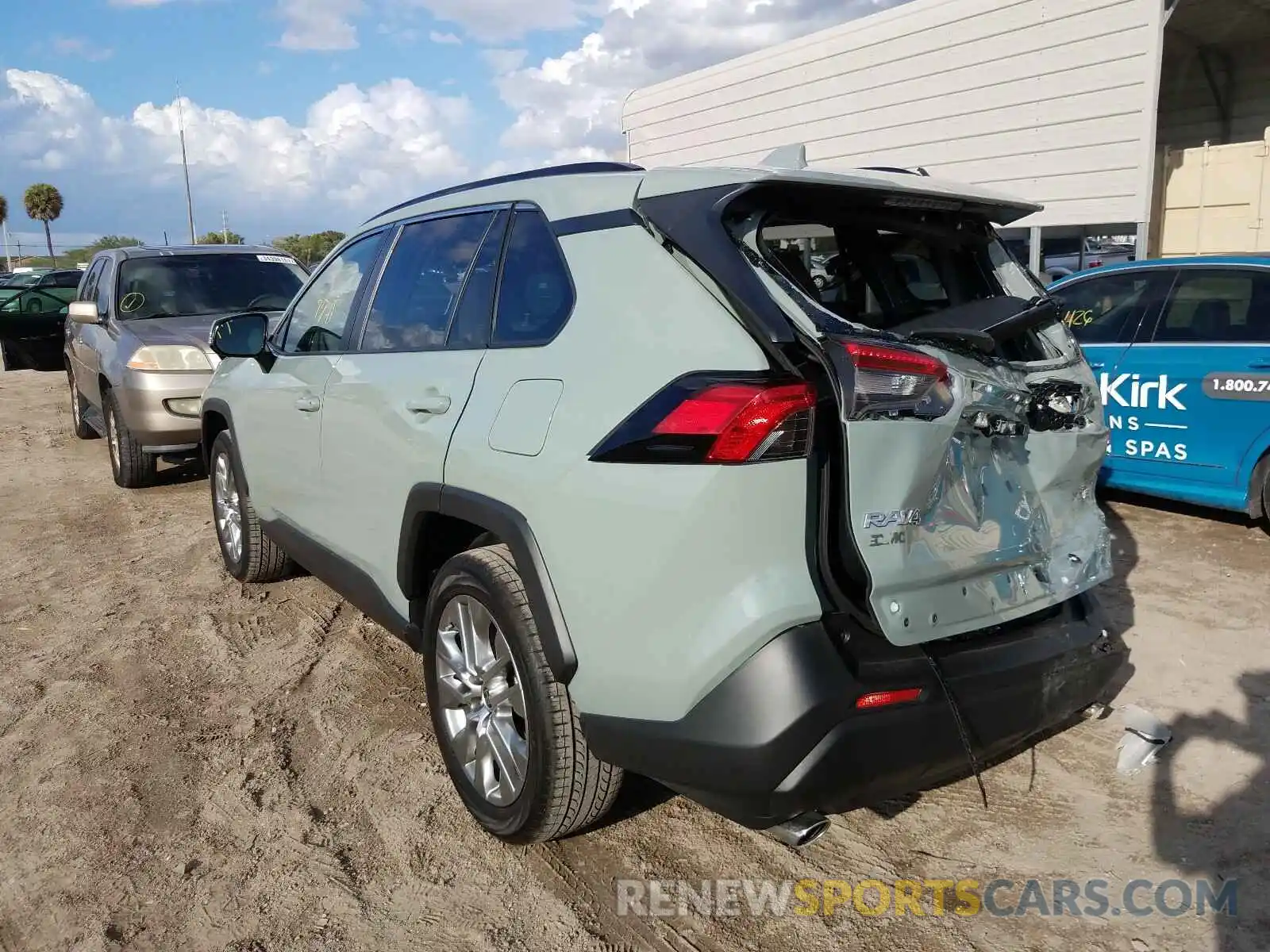 3 Photograph of a damaged car JTMC1RFV7LD520579 TOYOTA RAV4 2020