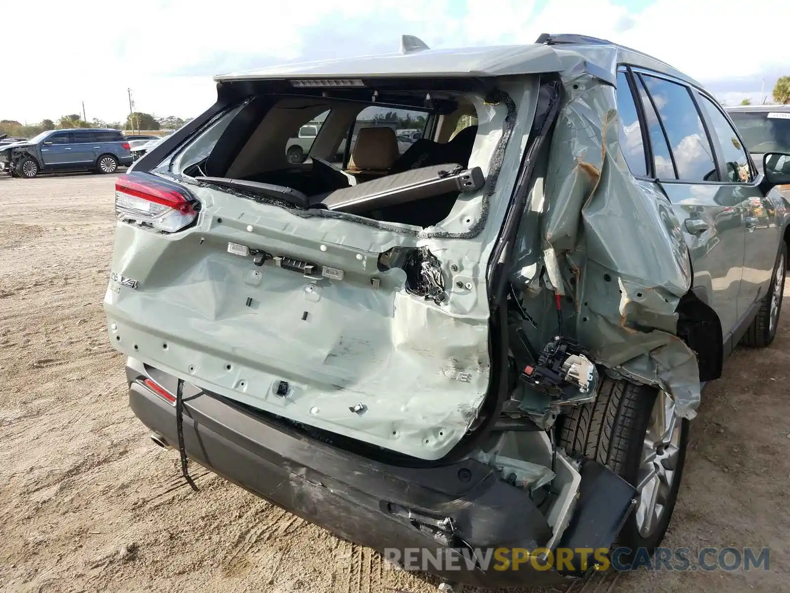 9 Photograph of a damaged car JTMC1RFV7LD520579 TOYOTA RAV4 2020