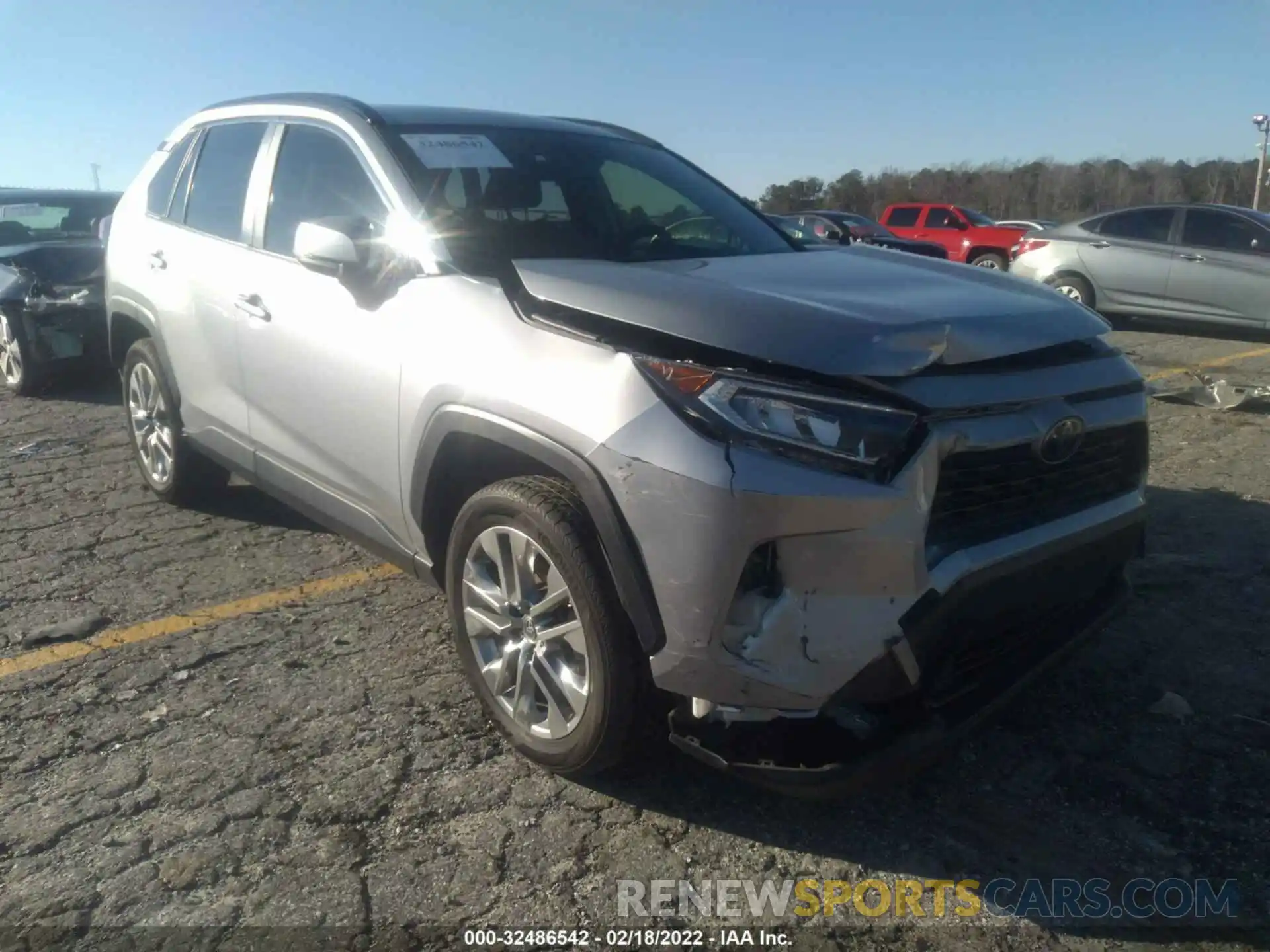 1 Photograph of a damaged car JTMC1RFV7LJ018088 TOYOTA RAV4 2020