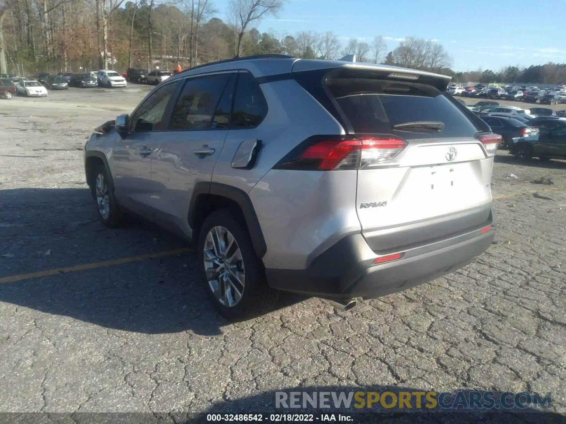 3 Photograph of a damaged car JTMC1RFV7LJ018088 TOYOTA RAV4 2020