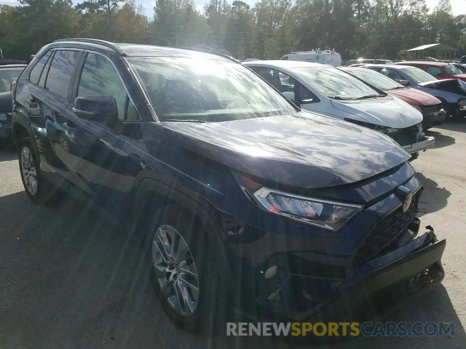 1 Photograph of a damaged car JTMC1RFV8LD043953 TOYOTA RAV4 2020