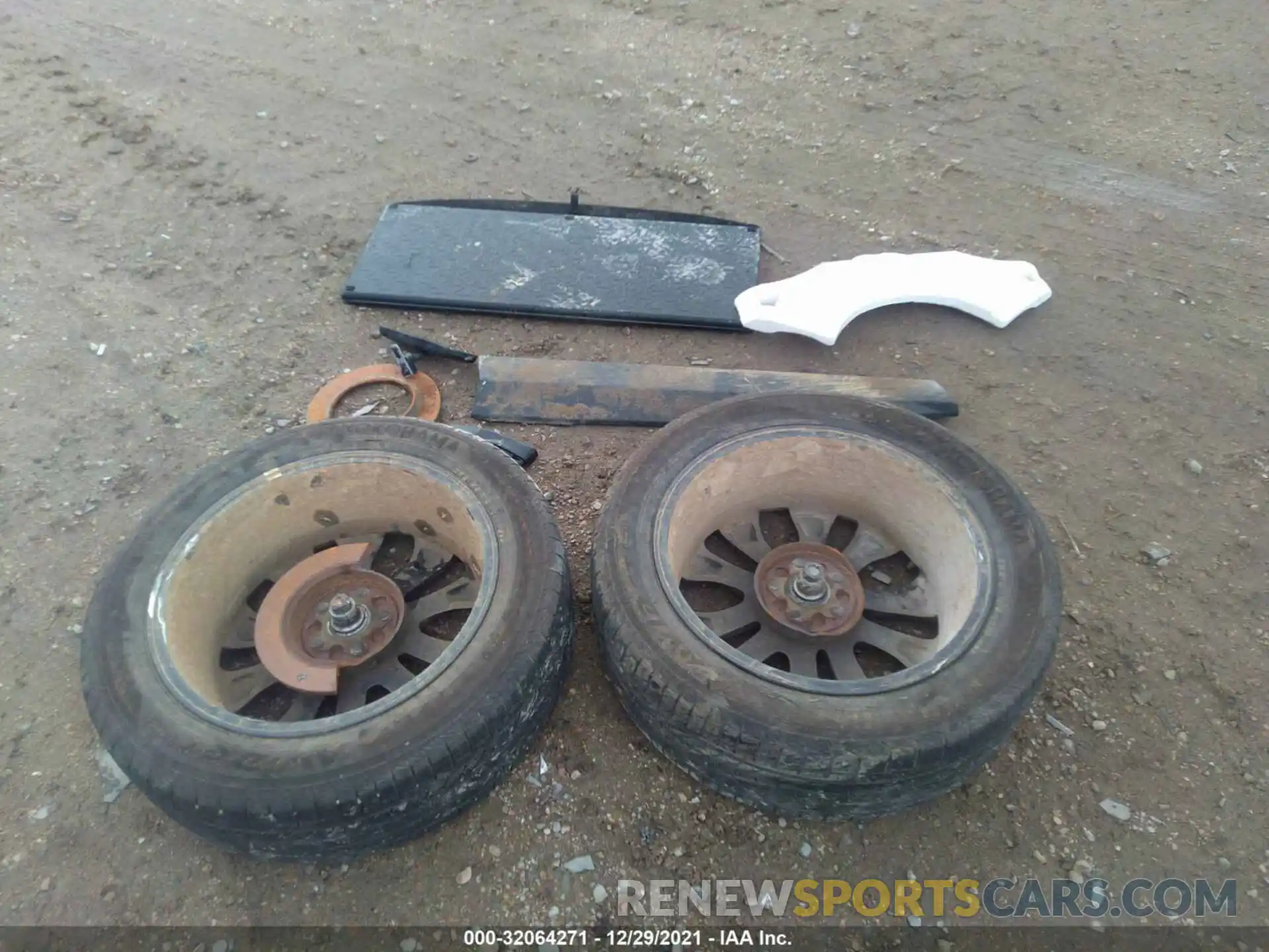 12 Photograph of a damaged car JTMC1RFV8LD522146 TOYOTA RAV4 2020