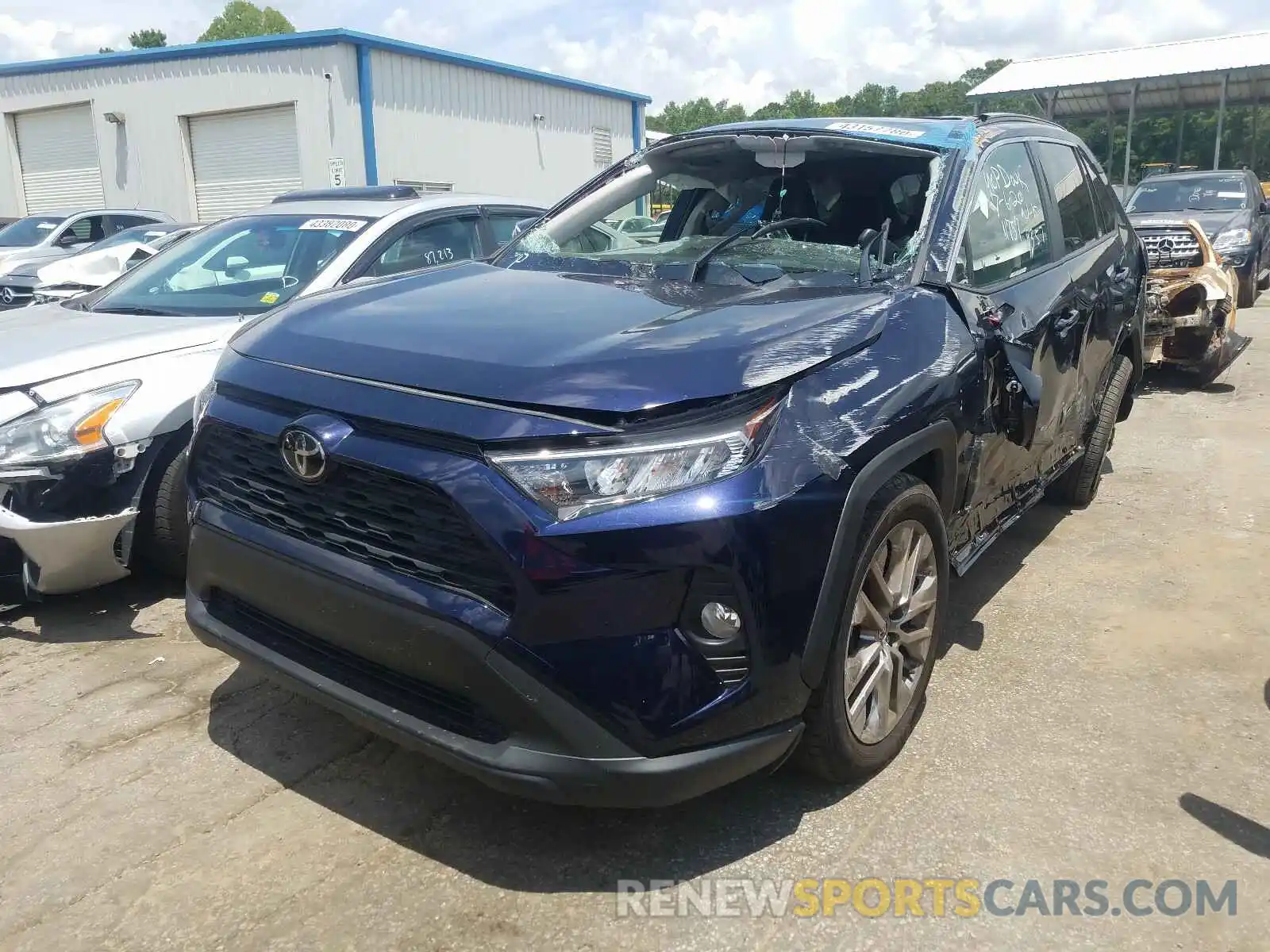 2 Photograph of a damaged car JTMC1RFV9LJ017962 TOYOTA RAV4 2020