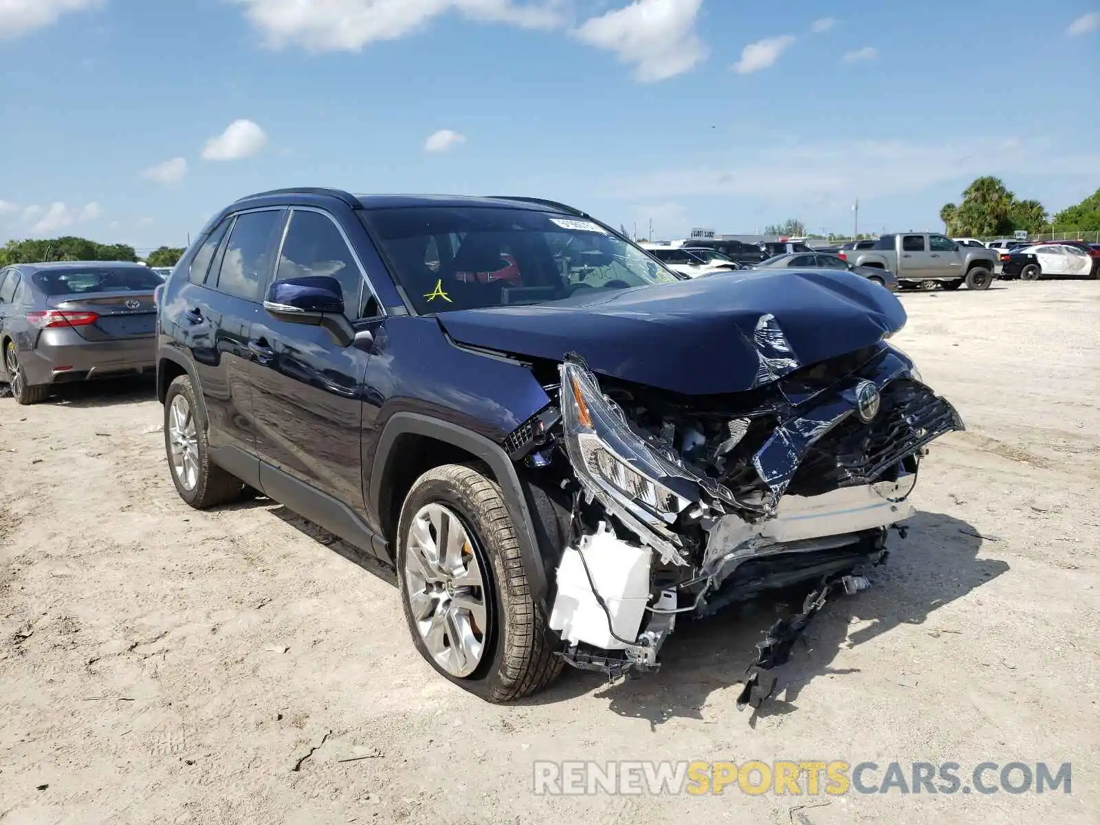 1 Photograph of a damaged car JTMC1RFV9LJ021056 TOYOTA RAV4 2020