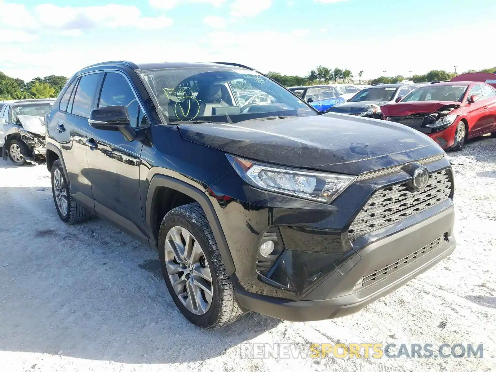 1 Photograph of a damaged car JTMC1RFVXLD047163 TOYOTA RAV4 2020