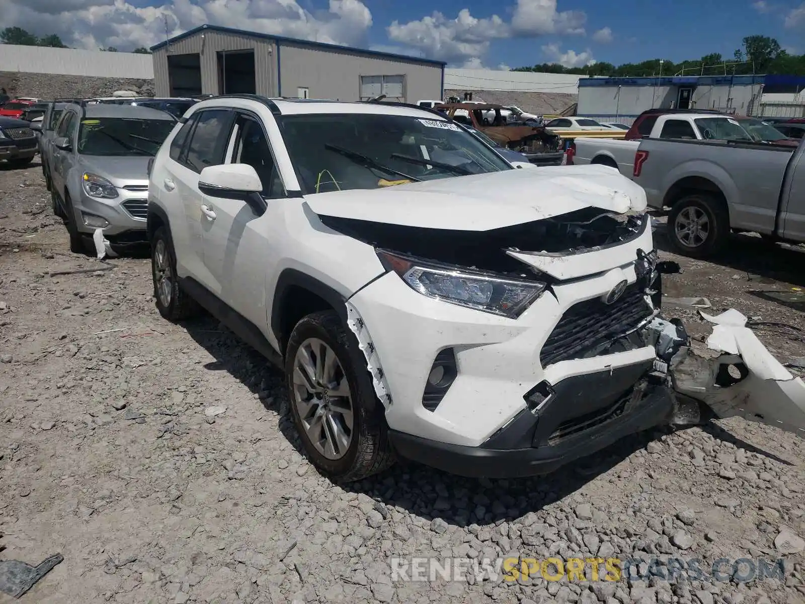 1 Photograph of a damaged car JTMC1RFVXLD521547 TOYOTA RAV4 2020