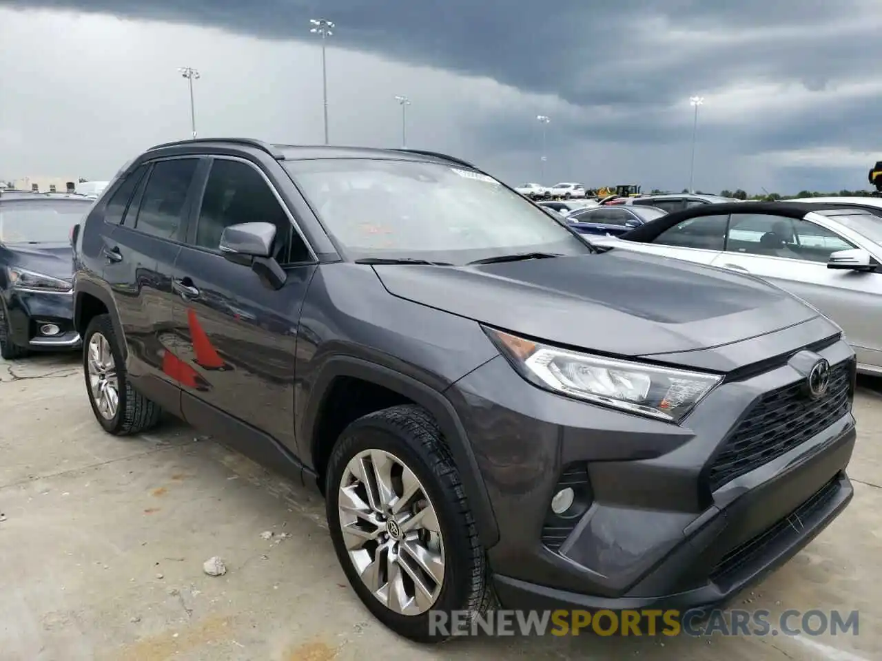 1 Photograph of a damaged car JTMC1RFVXLJ018120 TOYOTA RAV4 2020