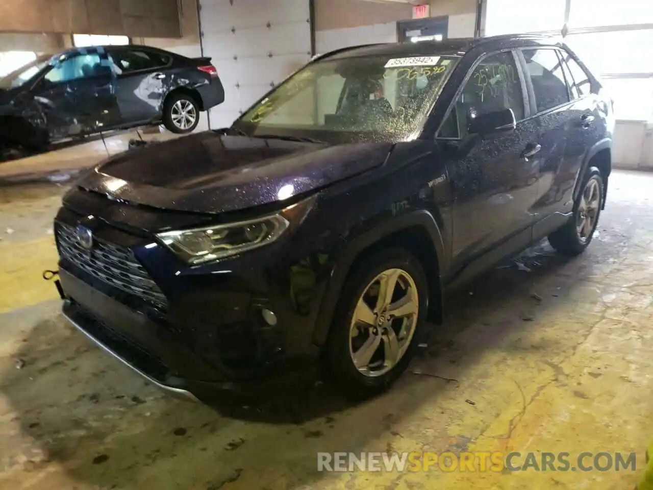 2 Photograph of a damaged car JTMD6RFV0LD006580 TOYOTA RAV4 2020