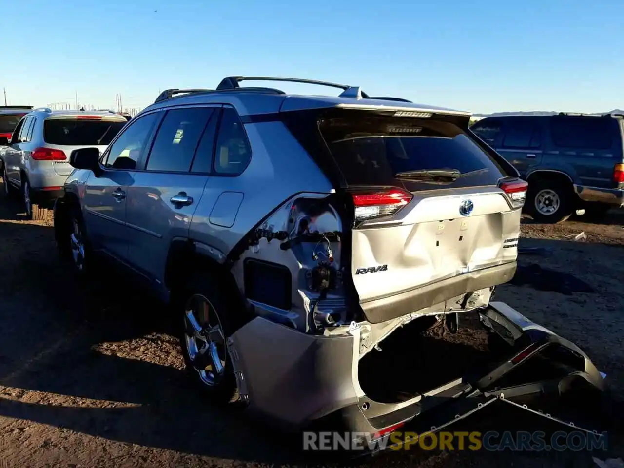 3 Photograph of a damaged car JTMD6RFV2LJ002189 TOYOTA RAV4 2020