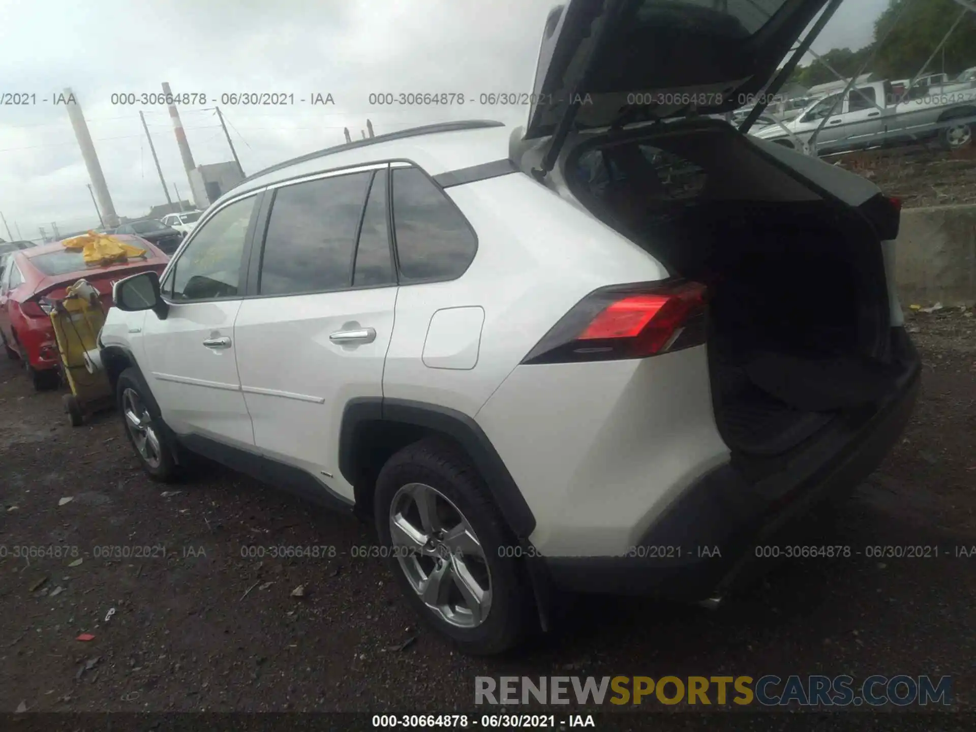 3 Photograph of a damaged car JTMD6RFV3LD500142 TOYOTA RAV4 2020