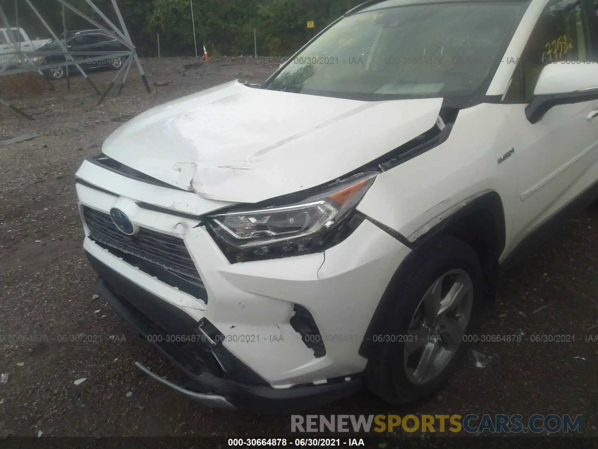 6 Photograph of a damaged car JTMD6RFV3LD500142 TOYOTA RAV4 2020