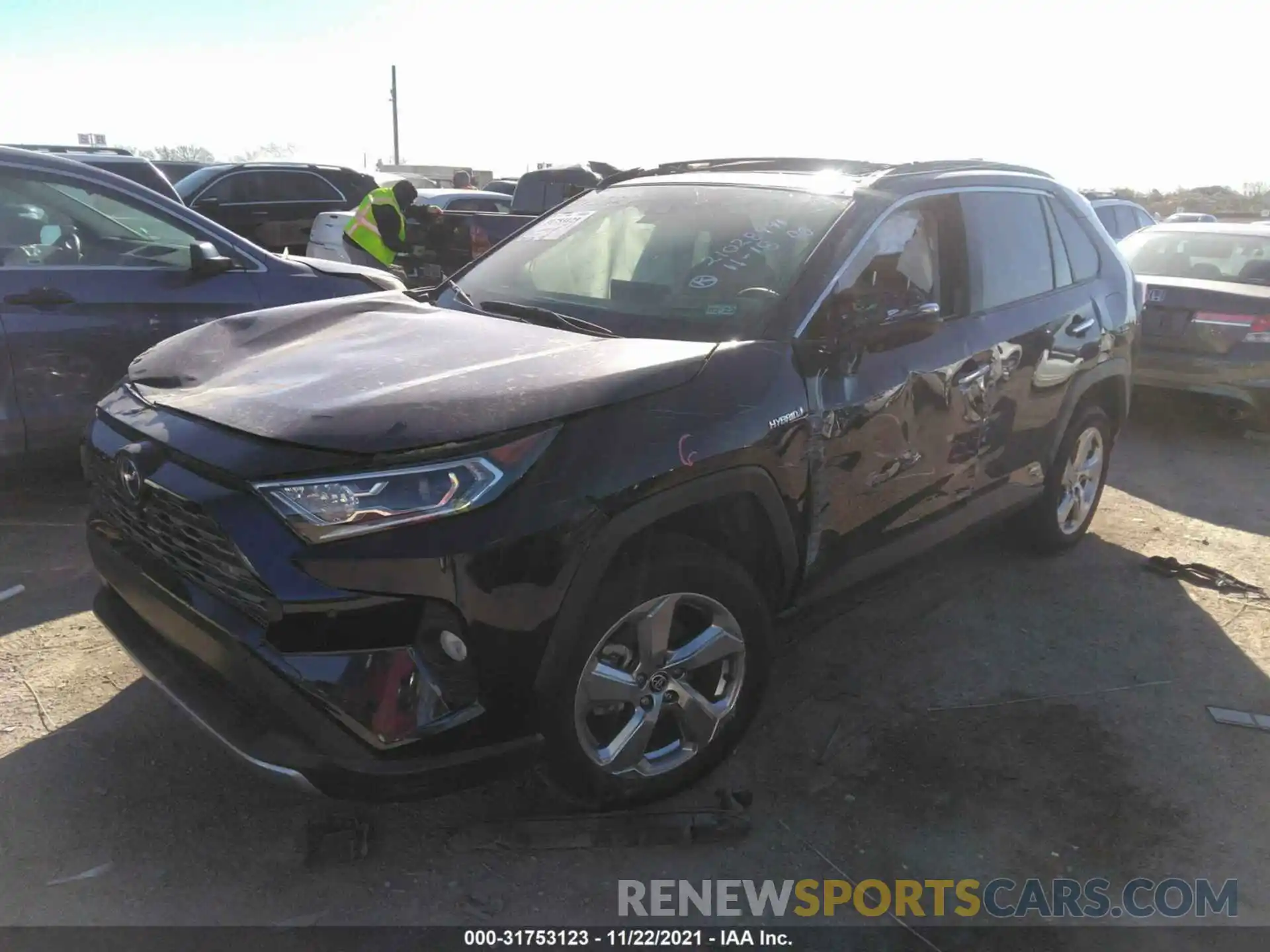 2 Photograph of a damaged car JTMD6RFV9LD501389 TOYOTA RAV4 2020