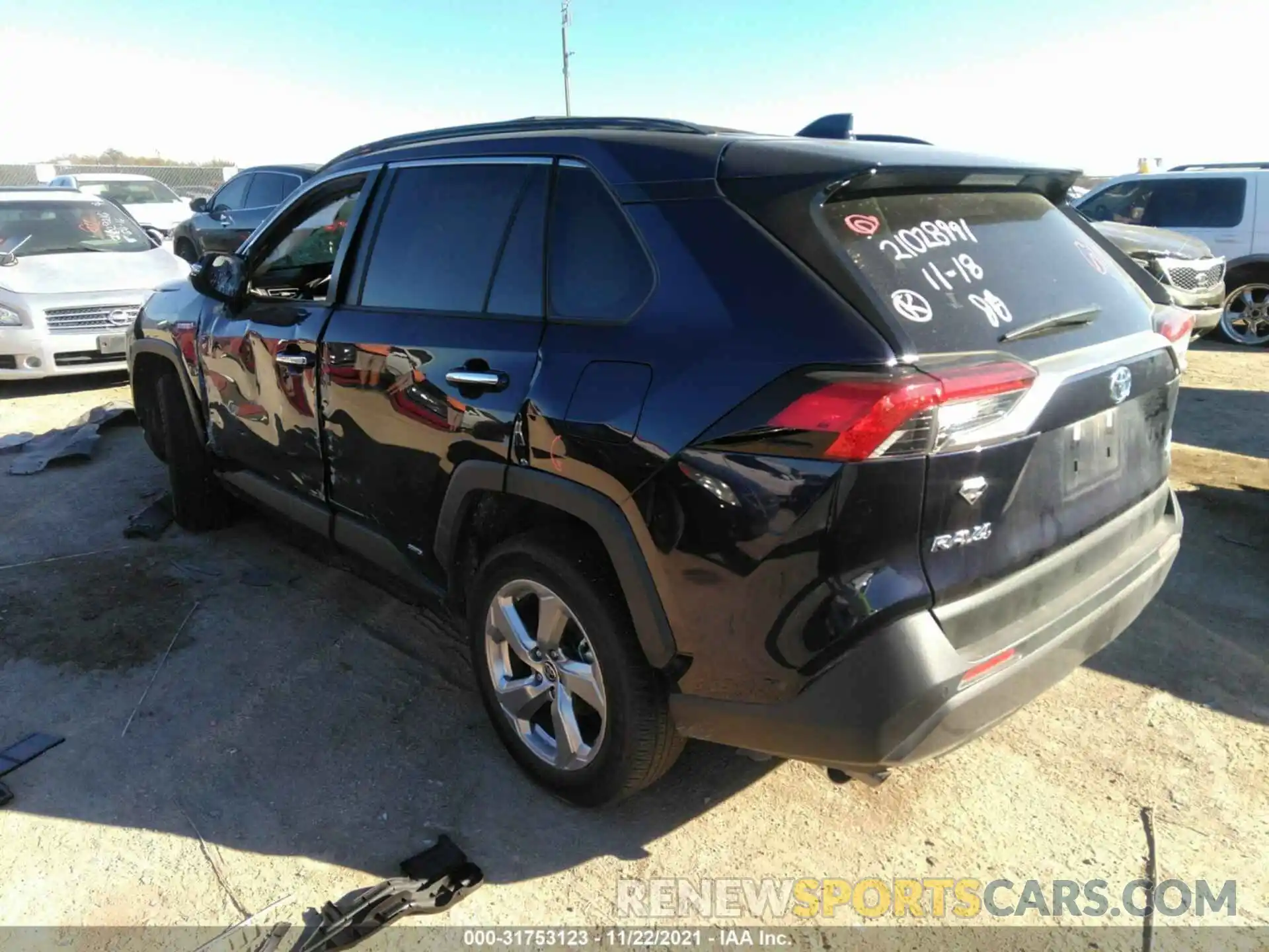 3 Photograph of a damaged car JTMD6RFV9LD501389 TOYOTA RAV4 2020