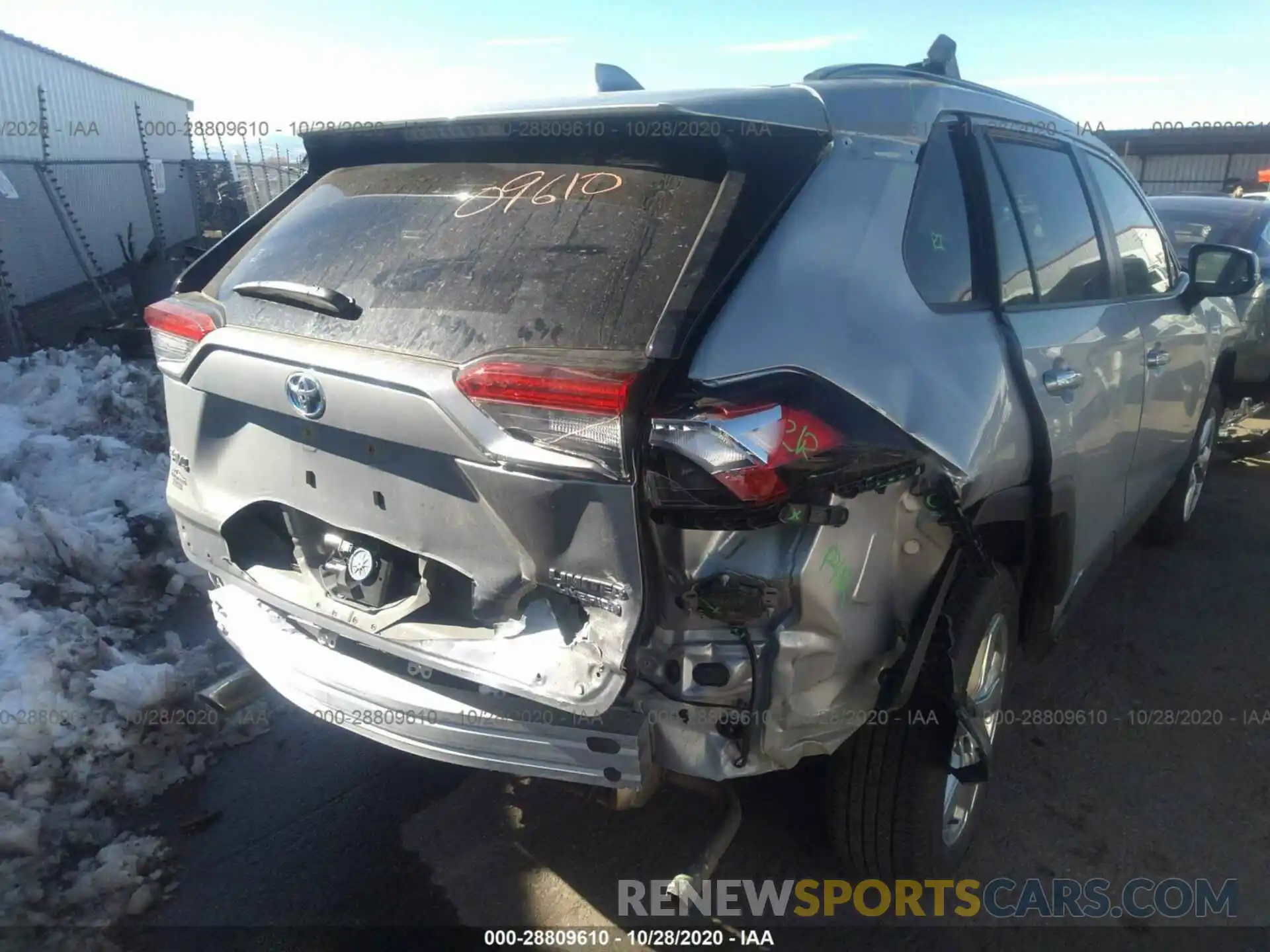 6 Photograph of a damaged car JTMD6RFVXLJ002361 TOYOTA RAV4 2020