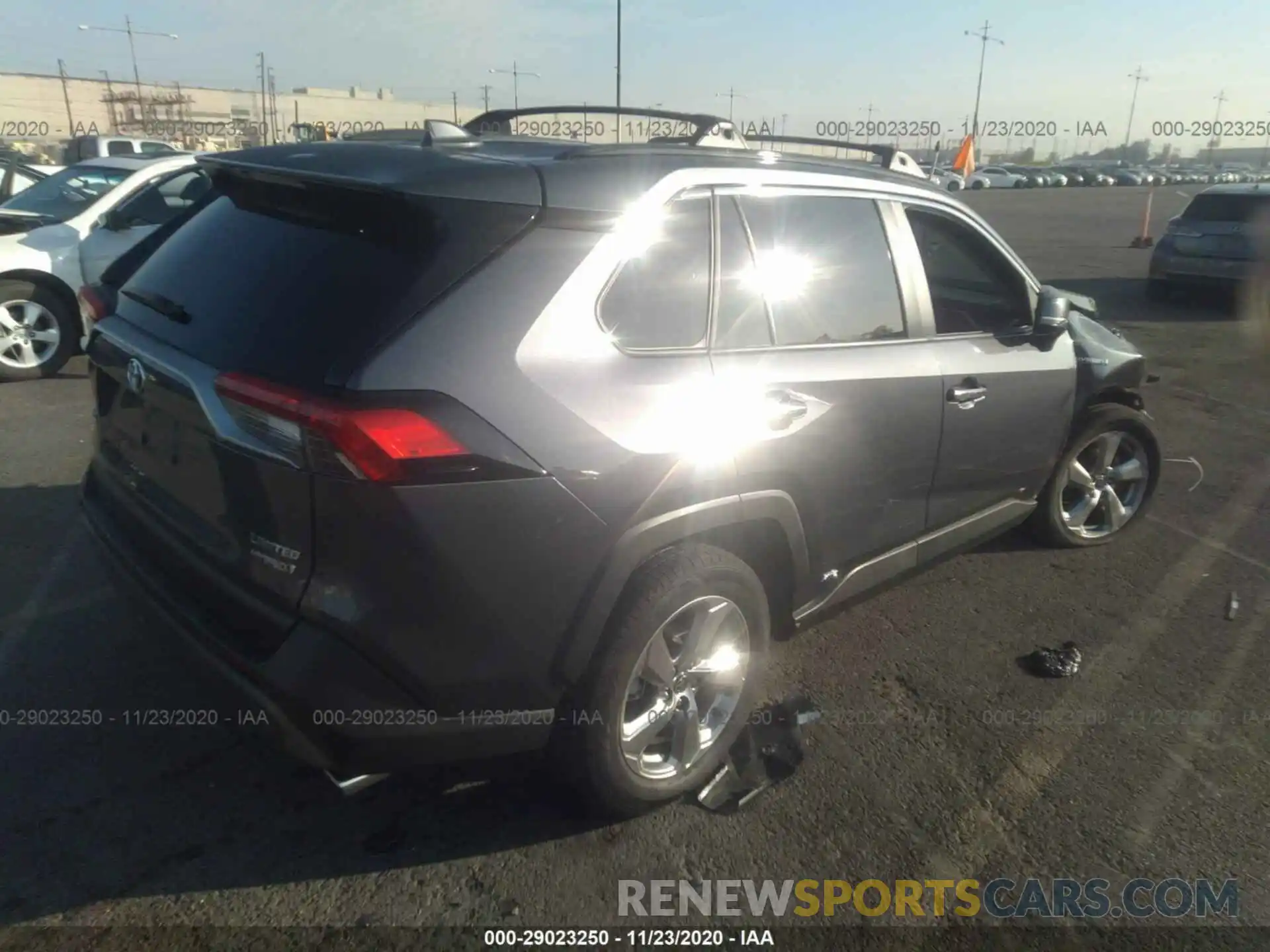 4 Photograph of a damaged car JTMDWRFV0LD055018 TOYOTA RAV4 2020