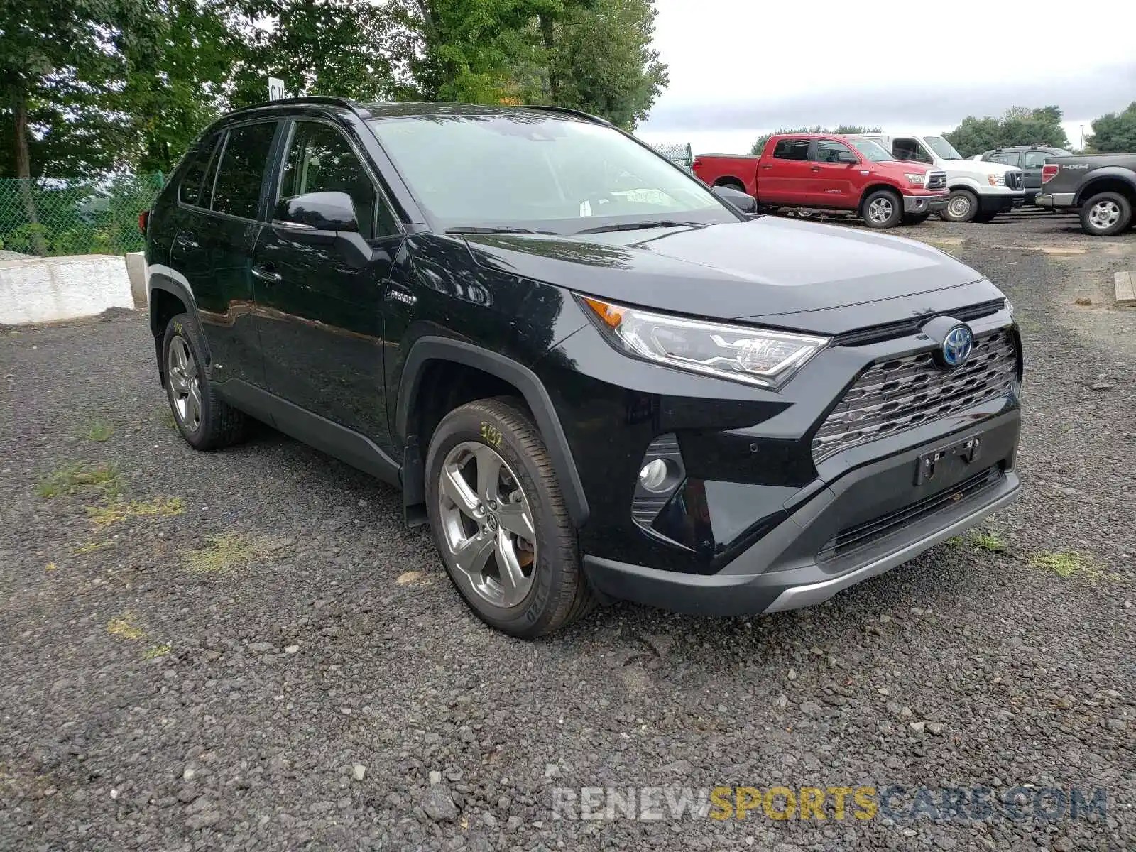 1 Photograph of a damaged car JTMDWRFV0LD070781 TOYOTA RAV4 2020