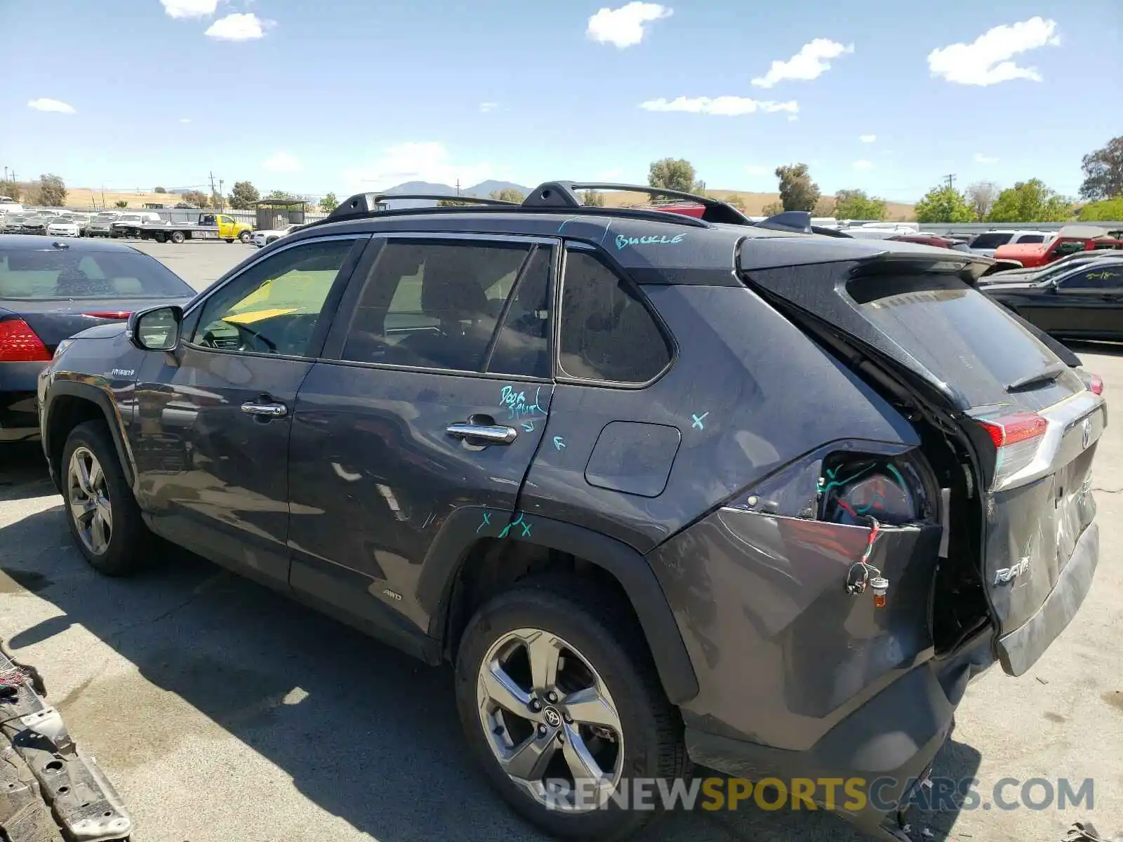 3 Photograph of a damaged car JTMDWRFV0LD538217 TOYOTA RAV4 2020