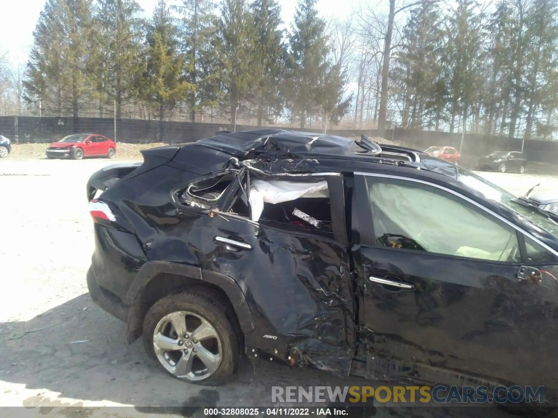 6 Photograph of a damaged car JTMDWRFV2LD070331 TOYOTA RAV4 2020