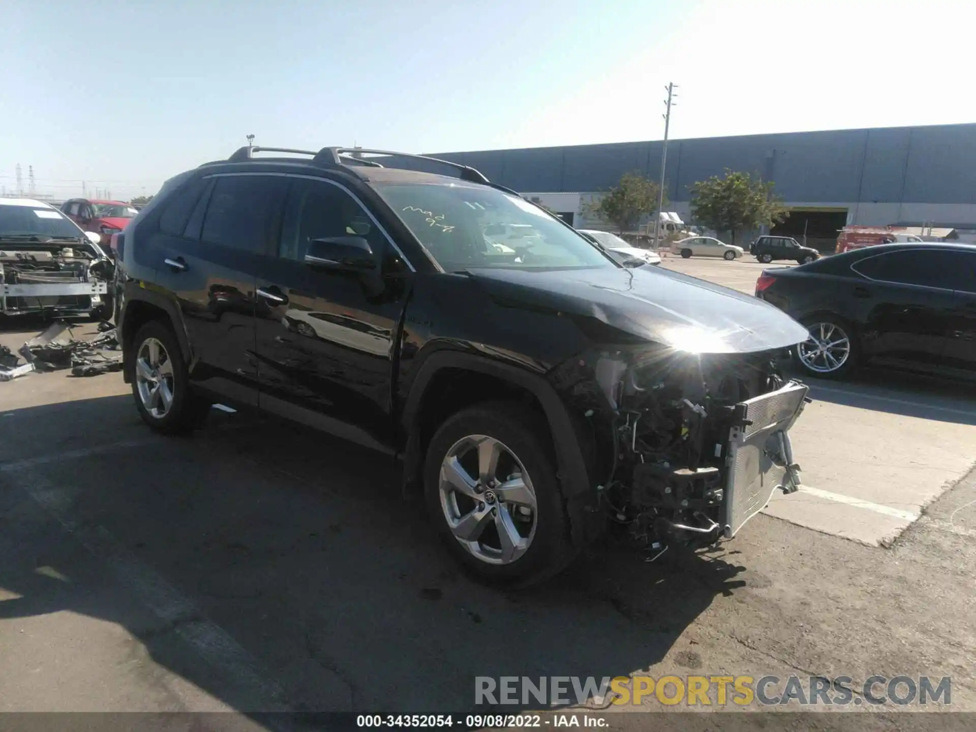 1 Photograph of a damaged car JTMDWRFV2LD545542 TOYOTA RAV4 2020