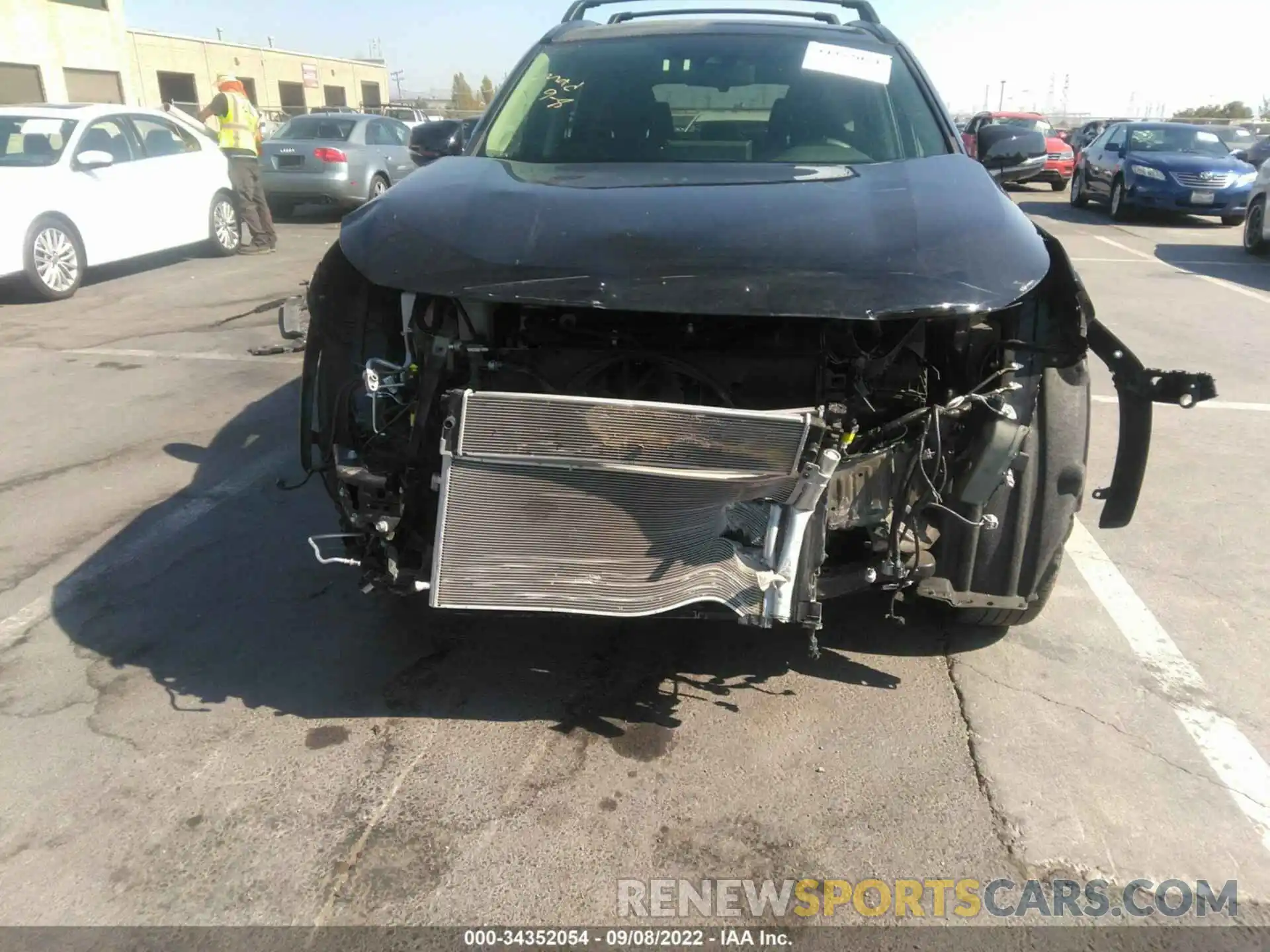 6 Photograph of a damaged car JTMDWRFV2LD545542 TOYOTA RAV4 2020