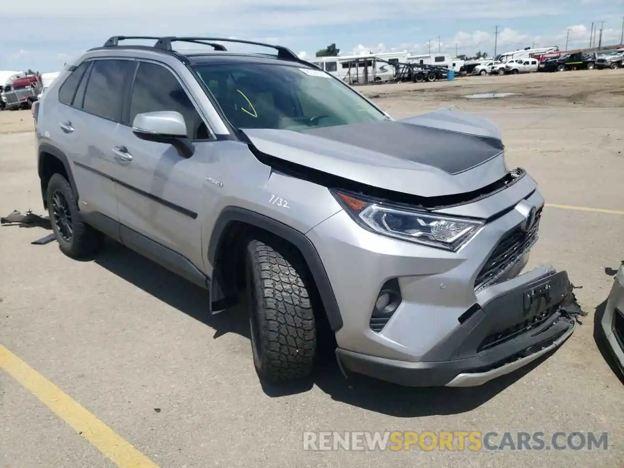 1 Photograph of a damaged car JTMDWRFV3LD528264 TOYOTA RAV4 2020