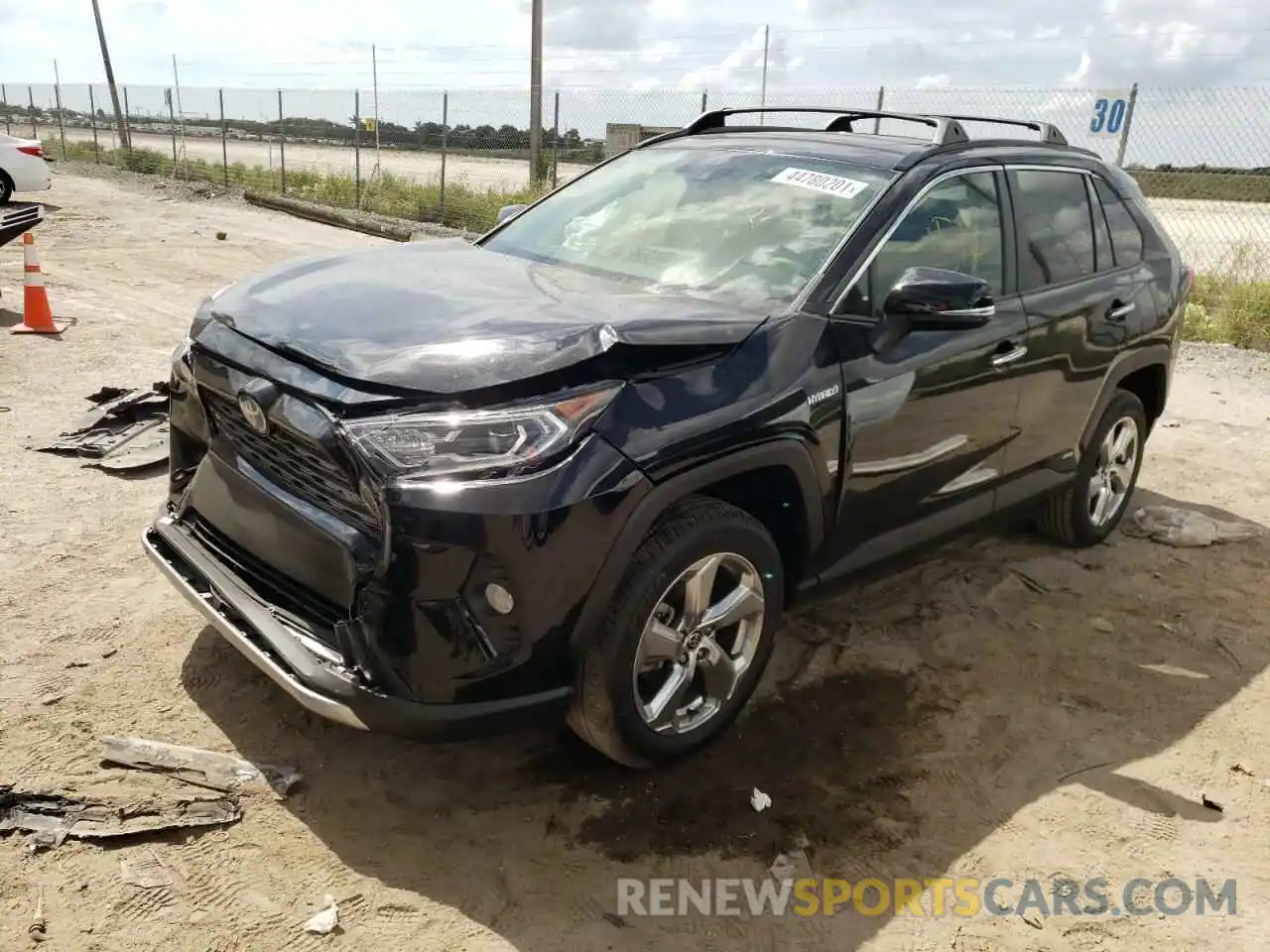 2 Фотография поврежденного автомобиля JTMDWRFV4LJ048574 TOYOTA RAV4 2020