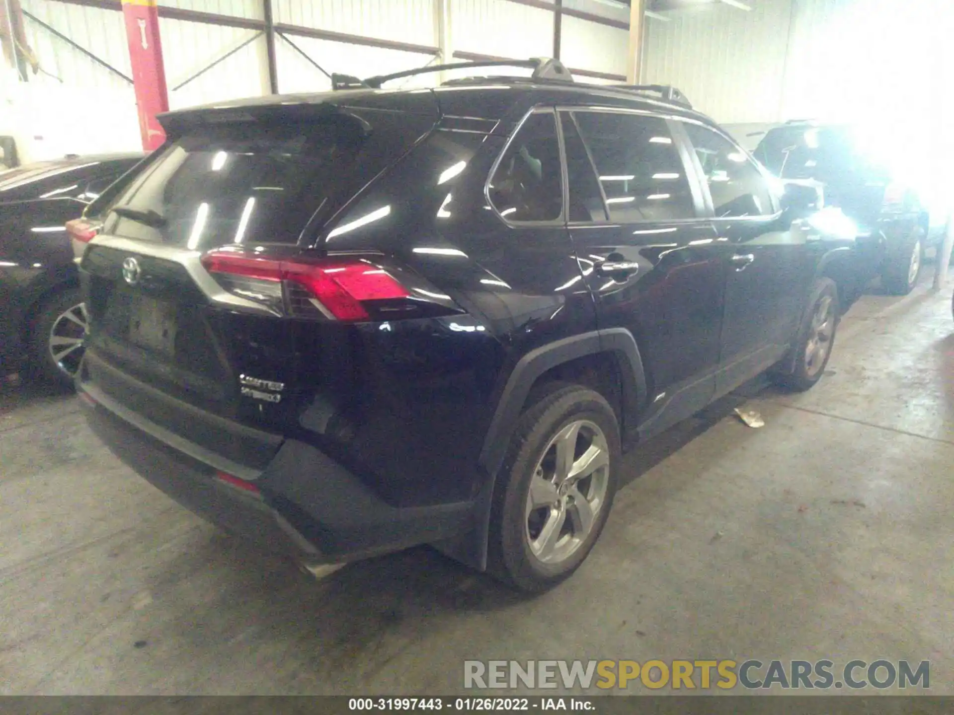 4 Фотография поврежденного автомобиля JTMDWRFV5LD054639 TOYOTA RAV4 2020