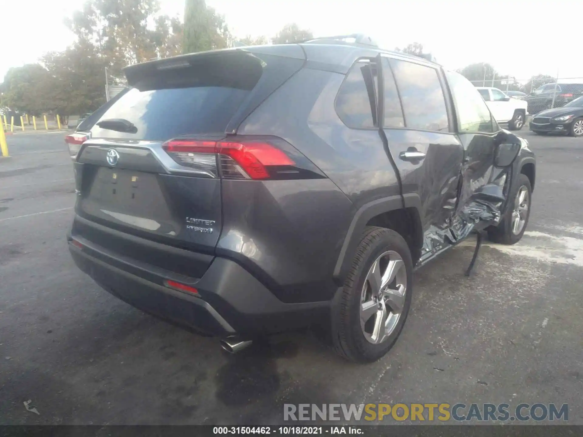 4 Photograph of a damaged car JTMDWRFV5LD055581 TOYOTA RAV4 2020