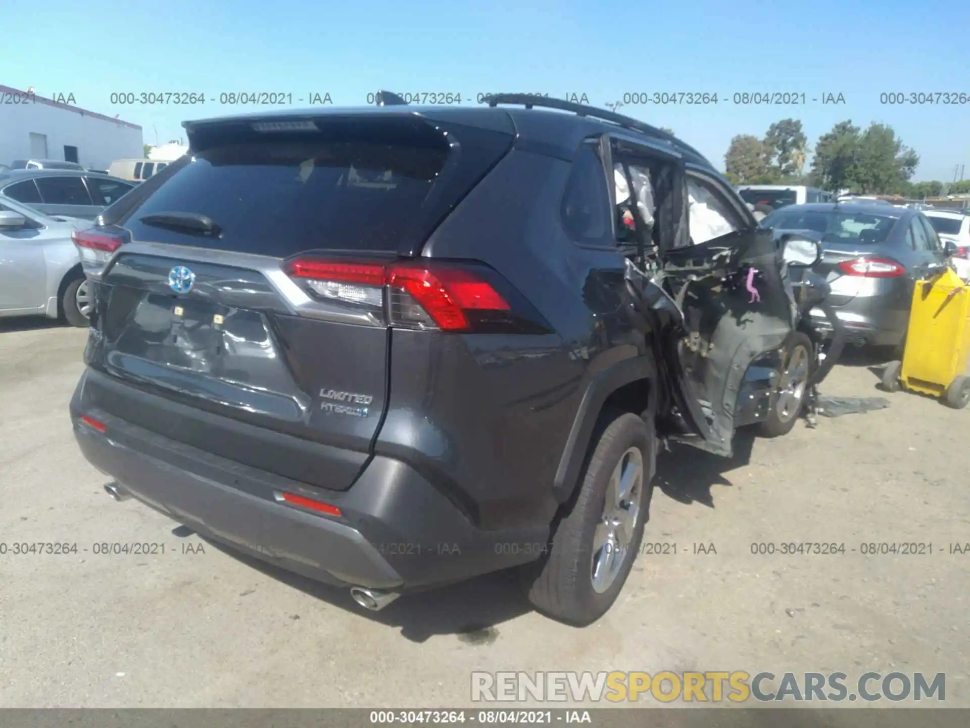 4 Photograph of a damaged car JTMDWRFV5LD067357 TOYOTA RAV4 2020