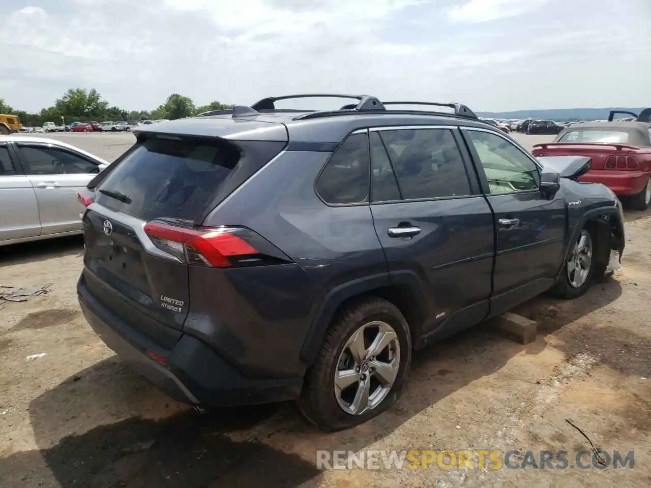 4 Photograph of a damaged car JTMDWRFV6LD534320 TOYOTA RAV4 2020