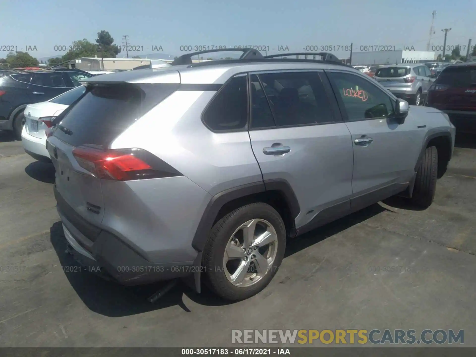 4 Photograph of a damaged car JTMDWRFV6LD551098 TOYOTA RAV4 2020