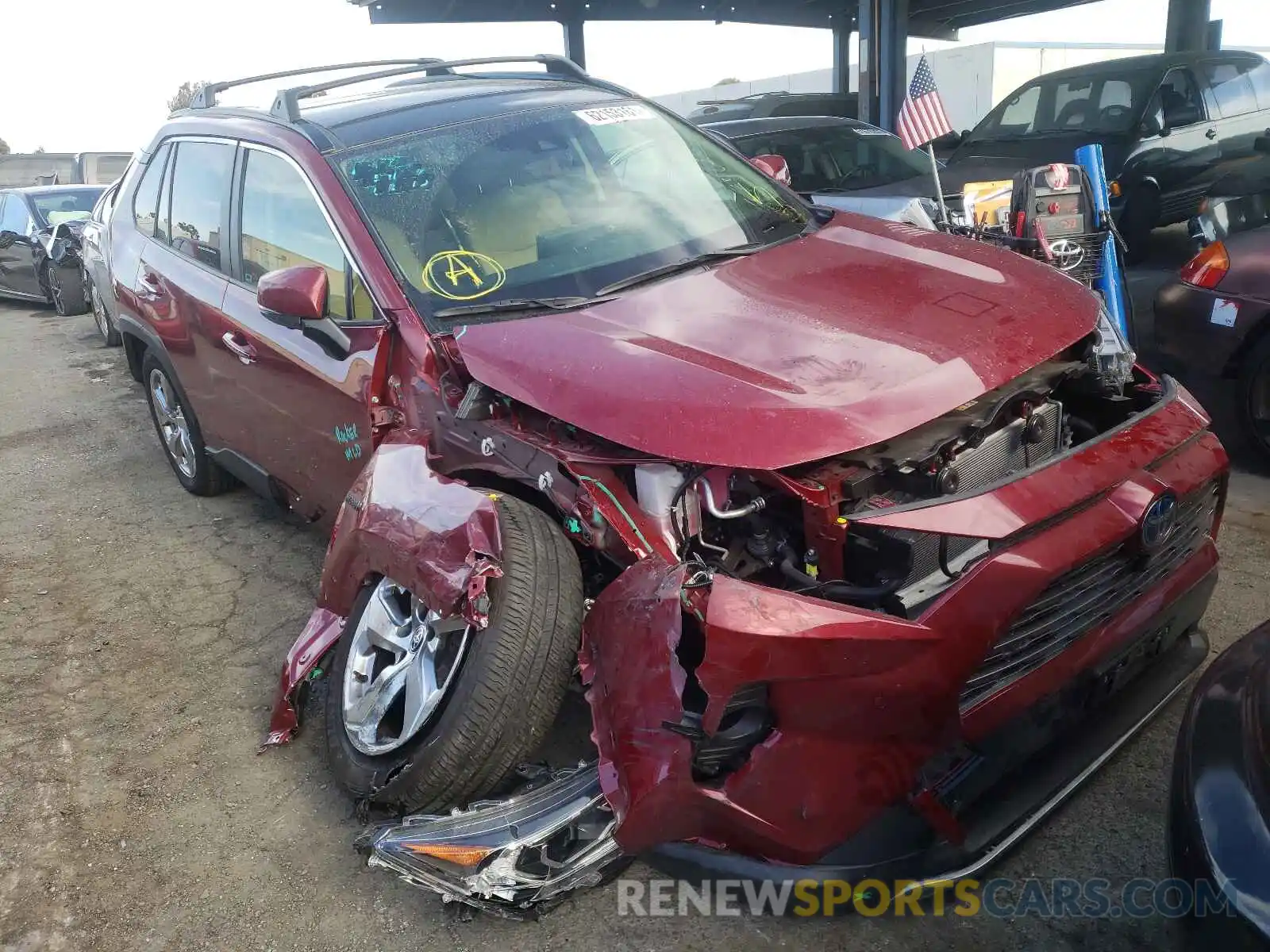 1 Photograph of a damaged car JTMDWRFV8LD532889 TOYOTA RAV4 2020