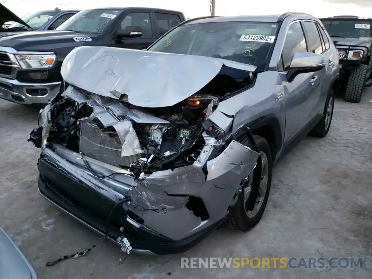 2 Photograph of a damaged car JTMDWRFV9LD068625 TOYOTA RAV4 2020