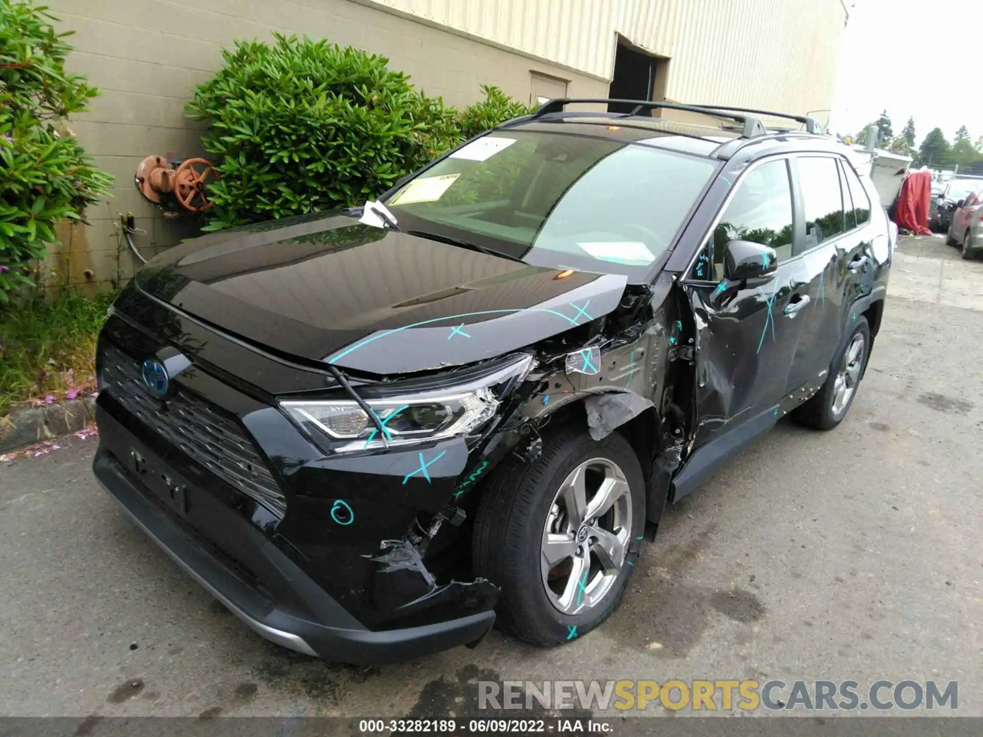 2 Photograph of a damaged car JTMDWRFV9LD539771 TOYOTA RAV4 2020