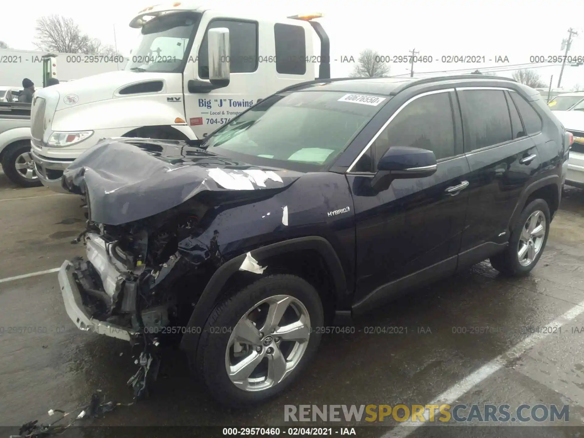 6 Фотография поврежденного автомобиля JTMDWRFVXLD055608 TOYOTA RAV4 2020