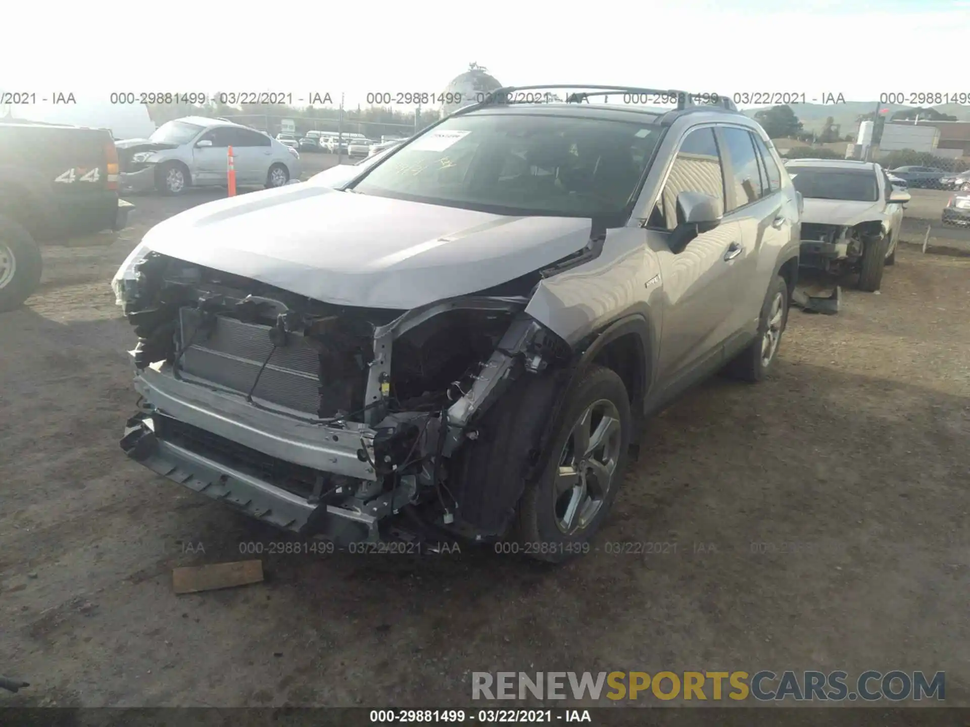 2 Фотография поврежденного автомобиля JTMDWRFVXLD542081 TOYOTA RAV4 2020