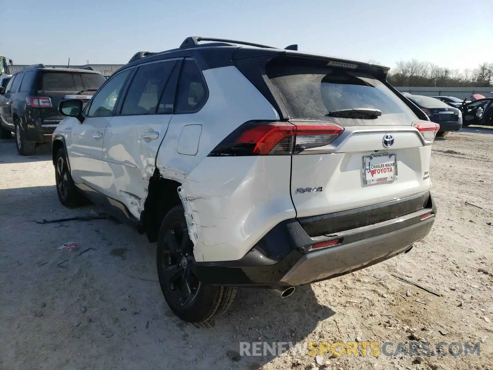 3 Photograph of a damaged car JTME6RFV3LD503174 TOYOTA RAV4 2020