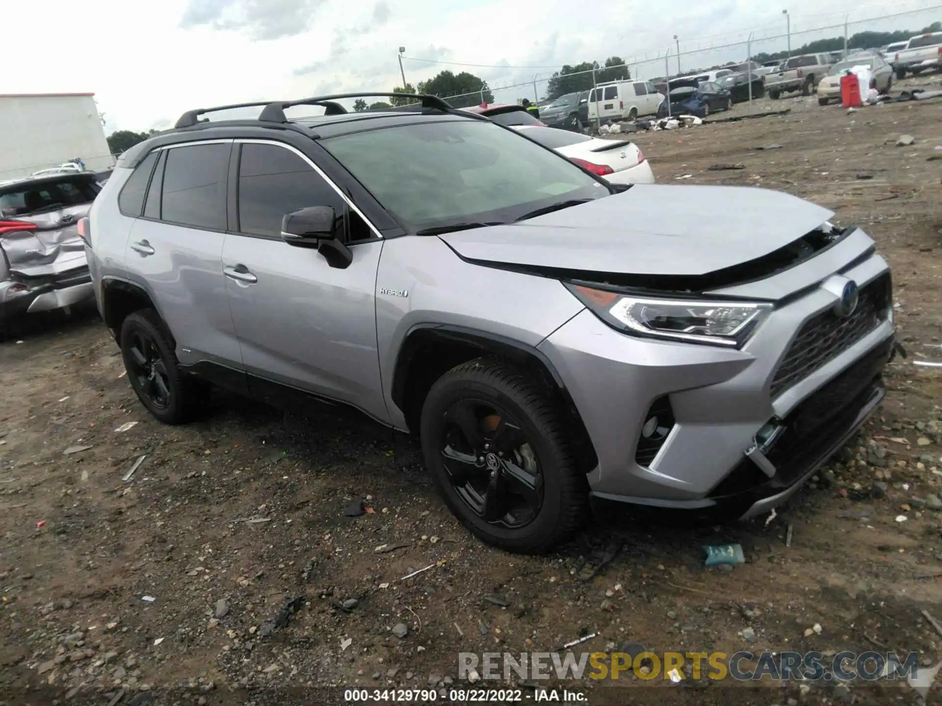 1 Photograph of a damaged car JTME6RFV4LJ001940 TOYOTA RAV4 2020