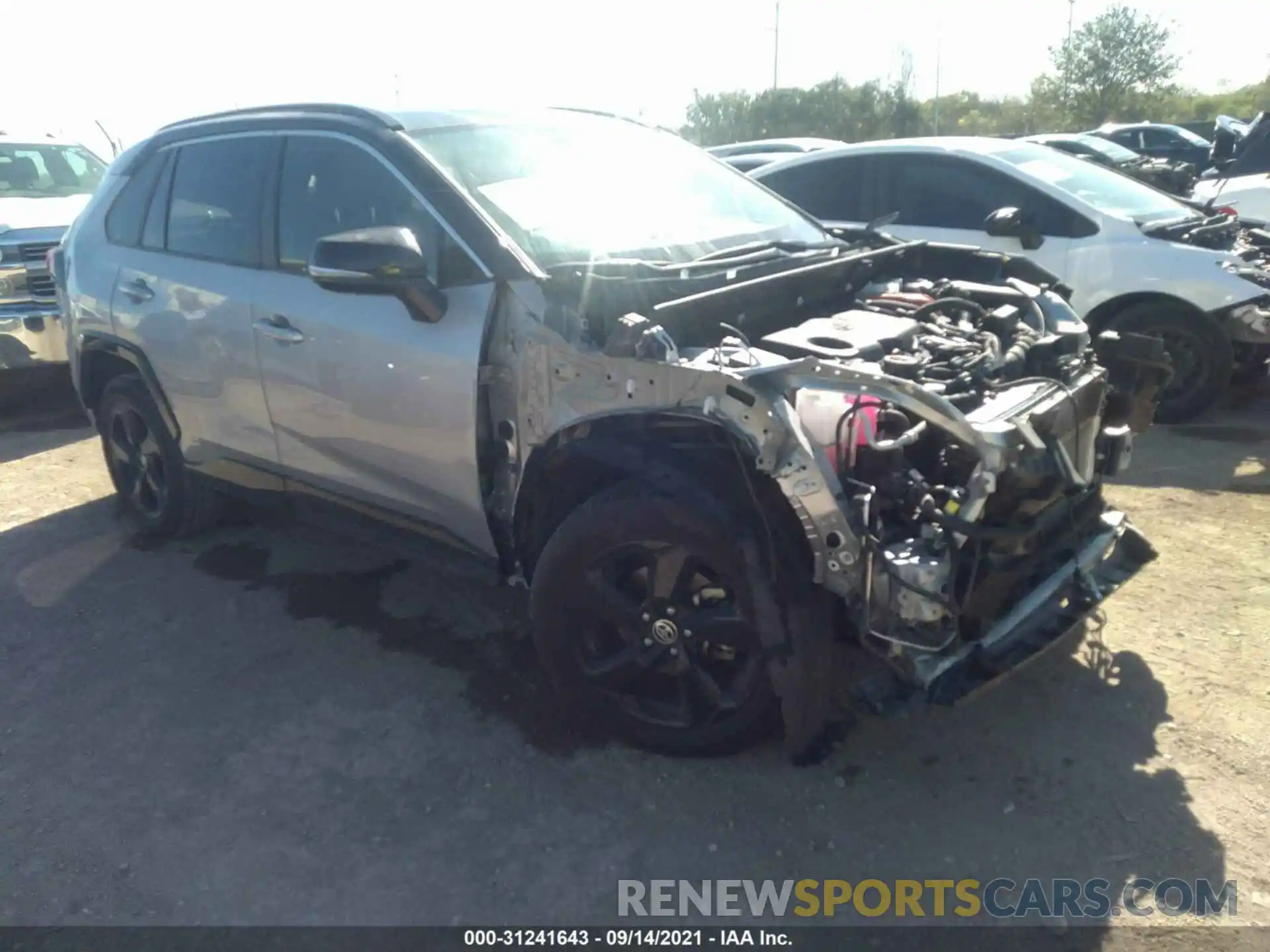 1 Photograph of a damaged car JTME6RFV5LJ001168 TOYOTA RAV4 2020