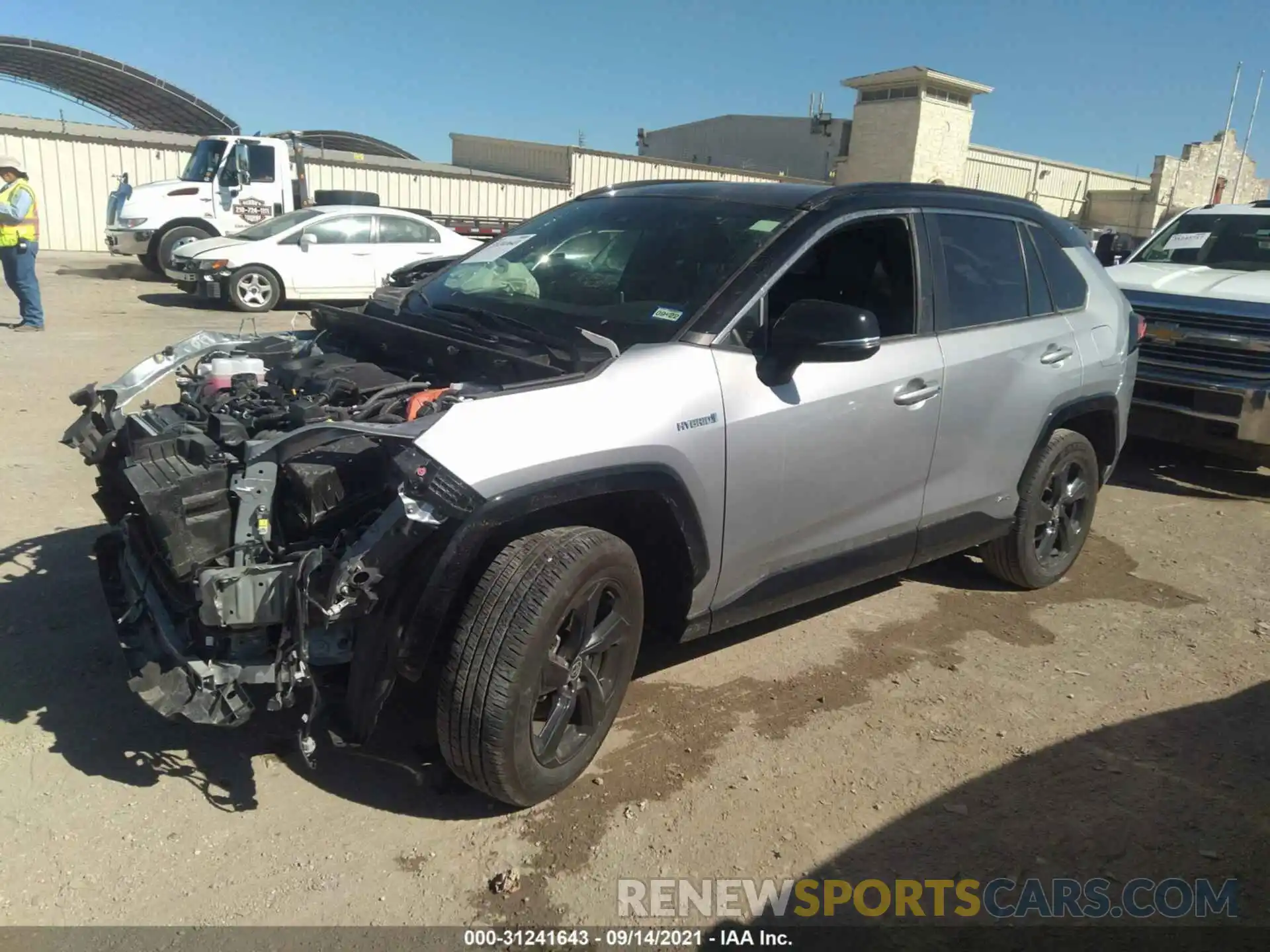 2 Photograph of a damaged car JTME6RFV5LJ001168 TOYOTA RAV4 2020