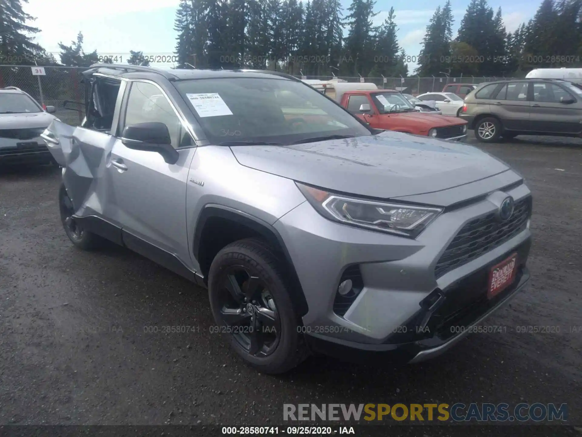 1 Photograph of a damaged car JTME6RFV7LD502917 TOYOTA RAV4 2020