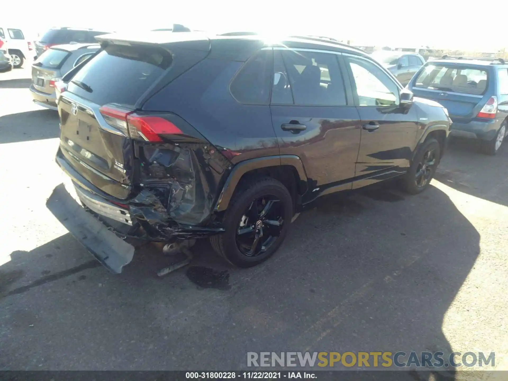 4 Photograph of a damaged car JTME6RFV7LJ001074 TOYOTA RAV4 2020