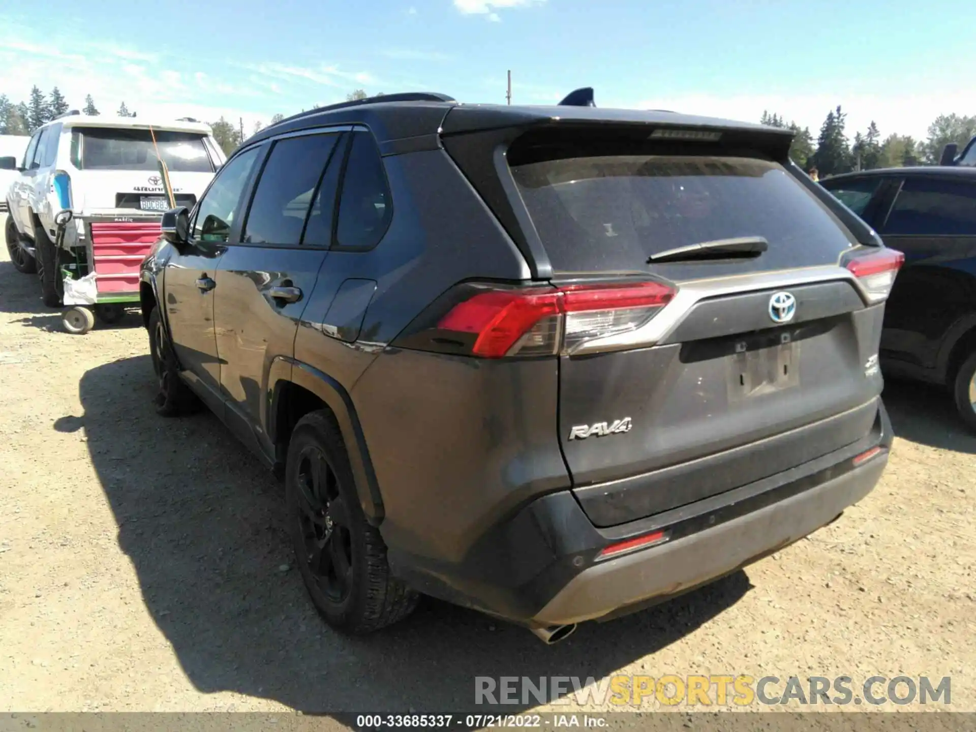 3 Photograph of a damaged car JTME6RFV8LD502215 TOYOTA RAV4 2020