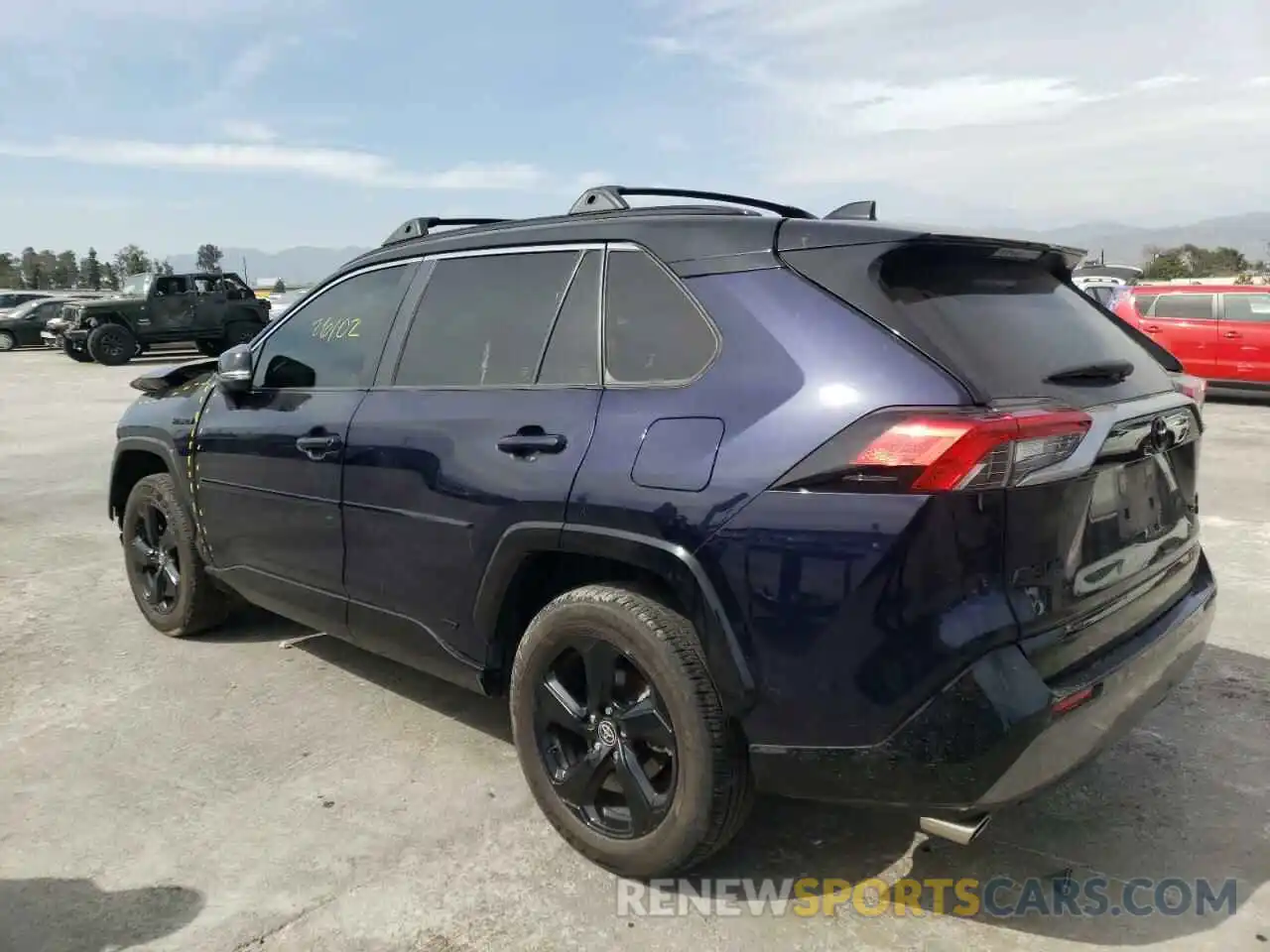 3 Photograph of a damaged car JTME6RFV9LD502014 TOYOTA RAV4 2020